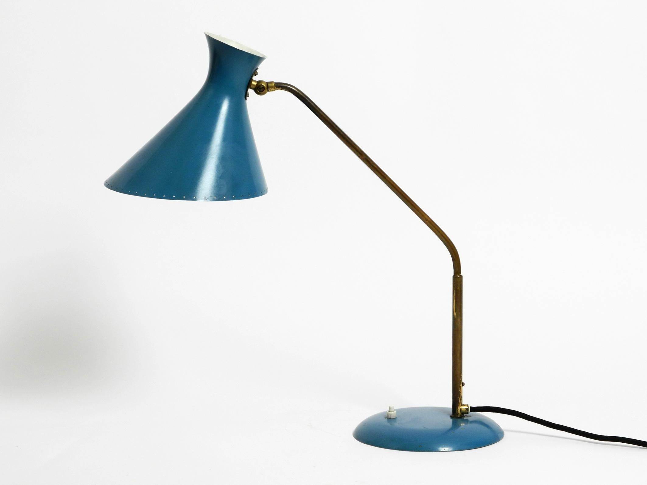 Mid-Century Modern Wonderful Large Italian Midcentury Diabolo Table Lamp with Rotatable Neck For Sale