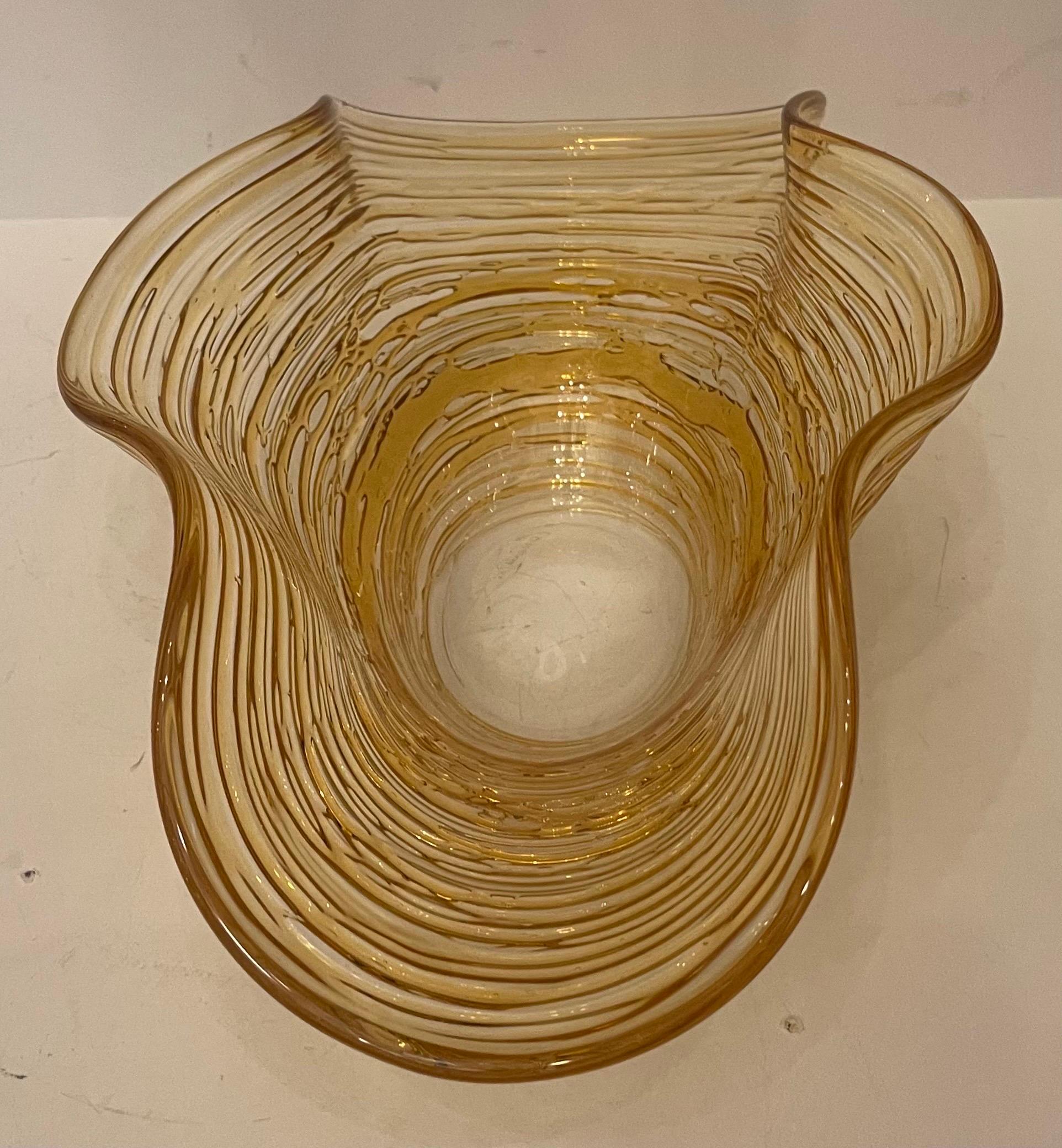 Hand-Crafted Wonderful Large Mid Century Modern Murano Seguso Blown Ruffle Glass Centerpiece For Sale