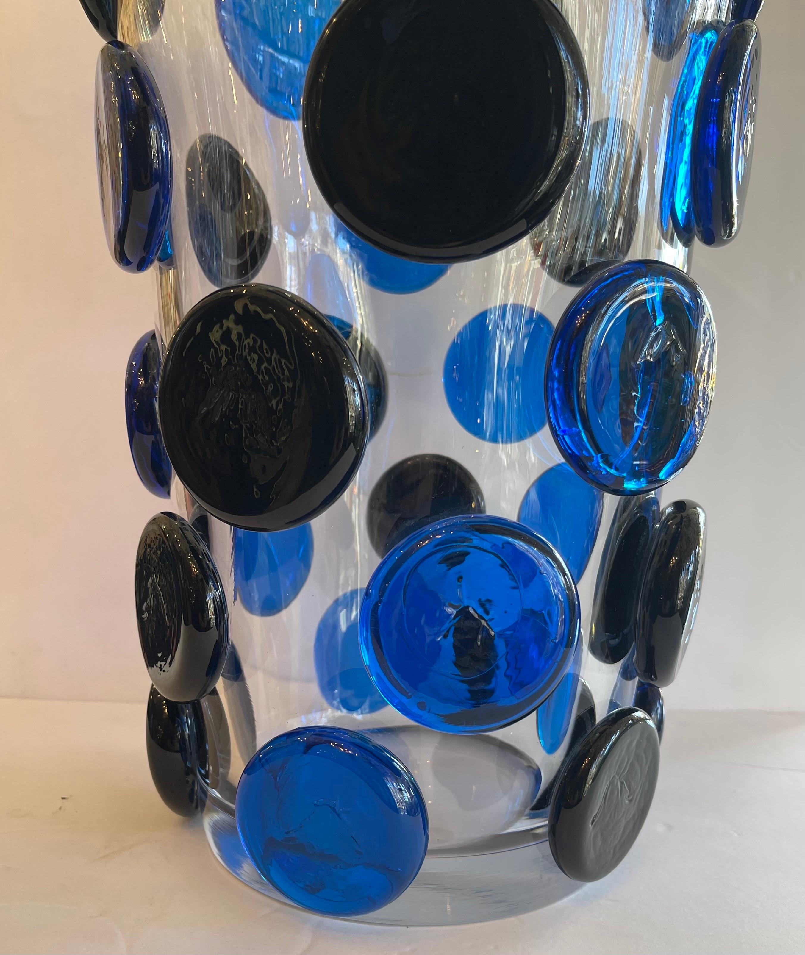 Italiano Meraviglioso grande vaso Pois in vetro soffiato di Murano firmato della metà del secolo scorso in vendita