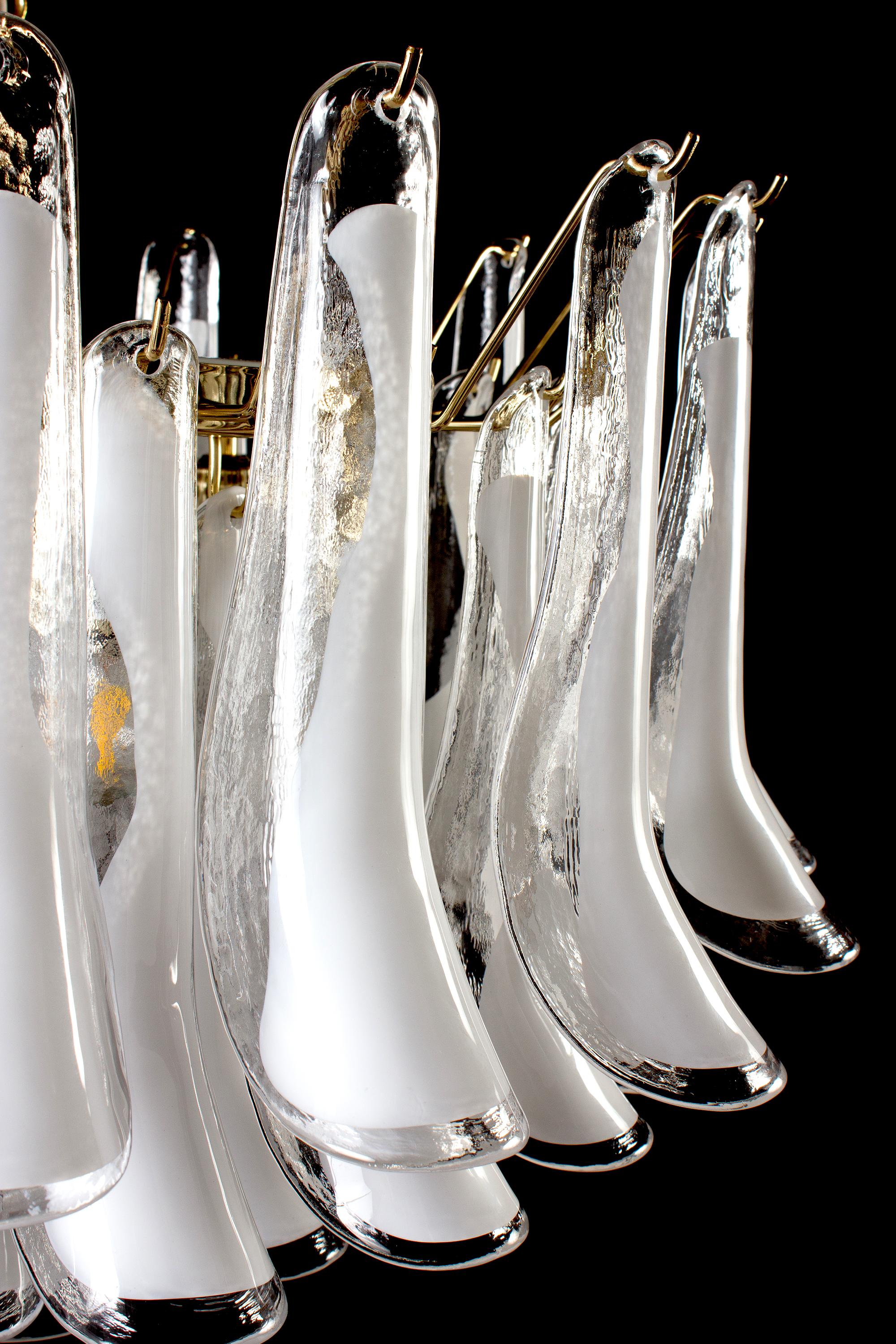 Magnifique lustre ou plafonnier en verre de Murano en vente 9