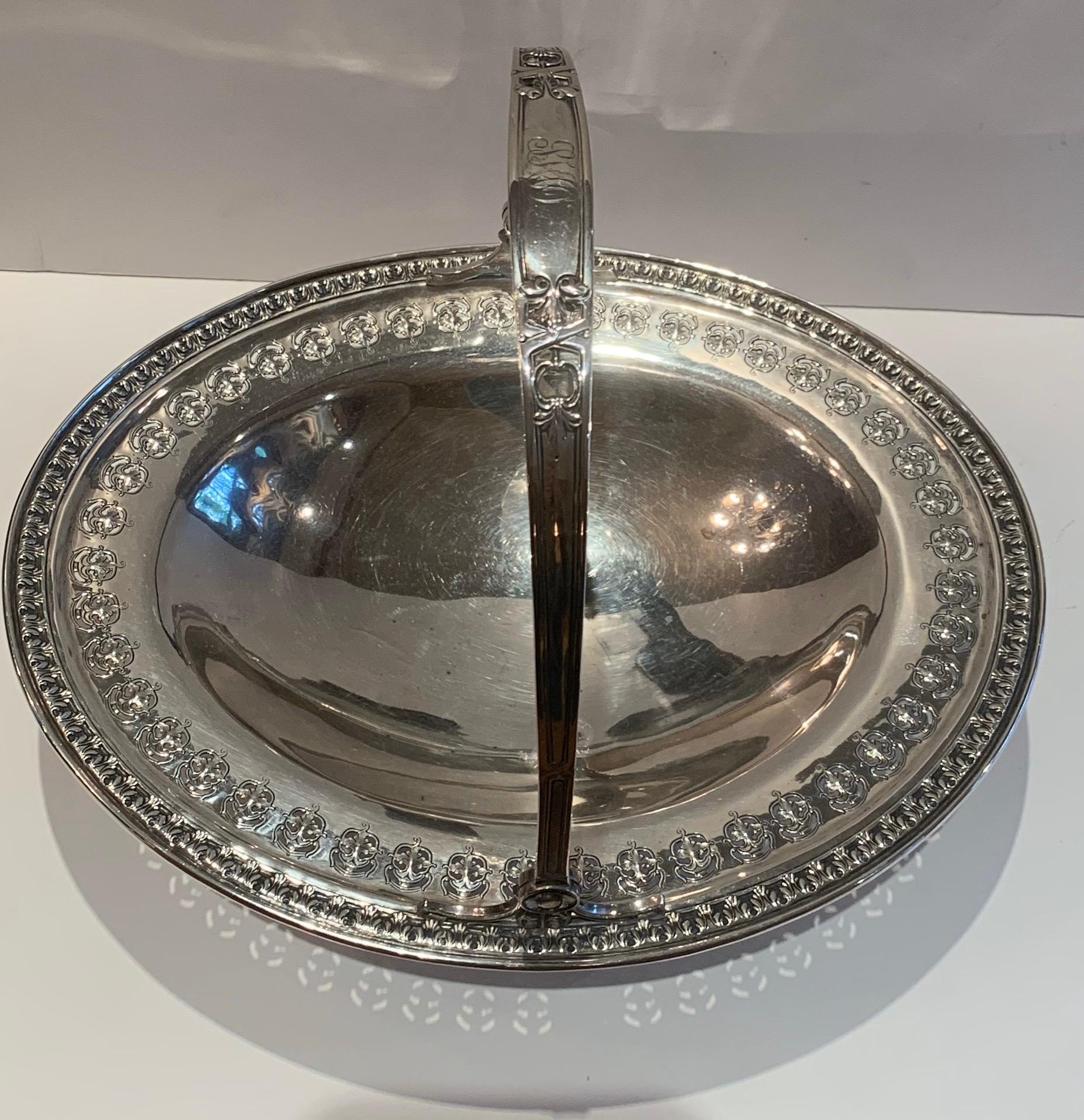 Wonderful Large Oval Sterling Silver Regency Basket Bowl Centerpiece with Handle In Good Condition For Sale In Roslyn, NY