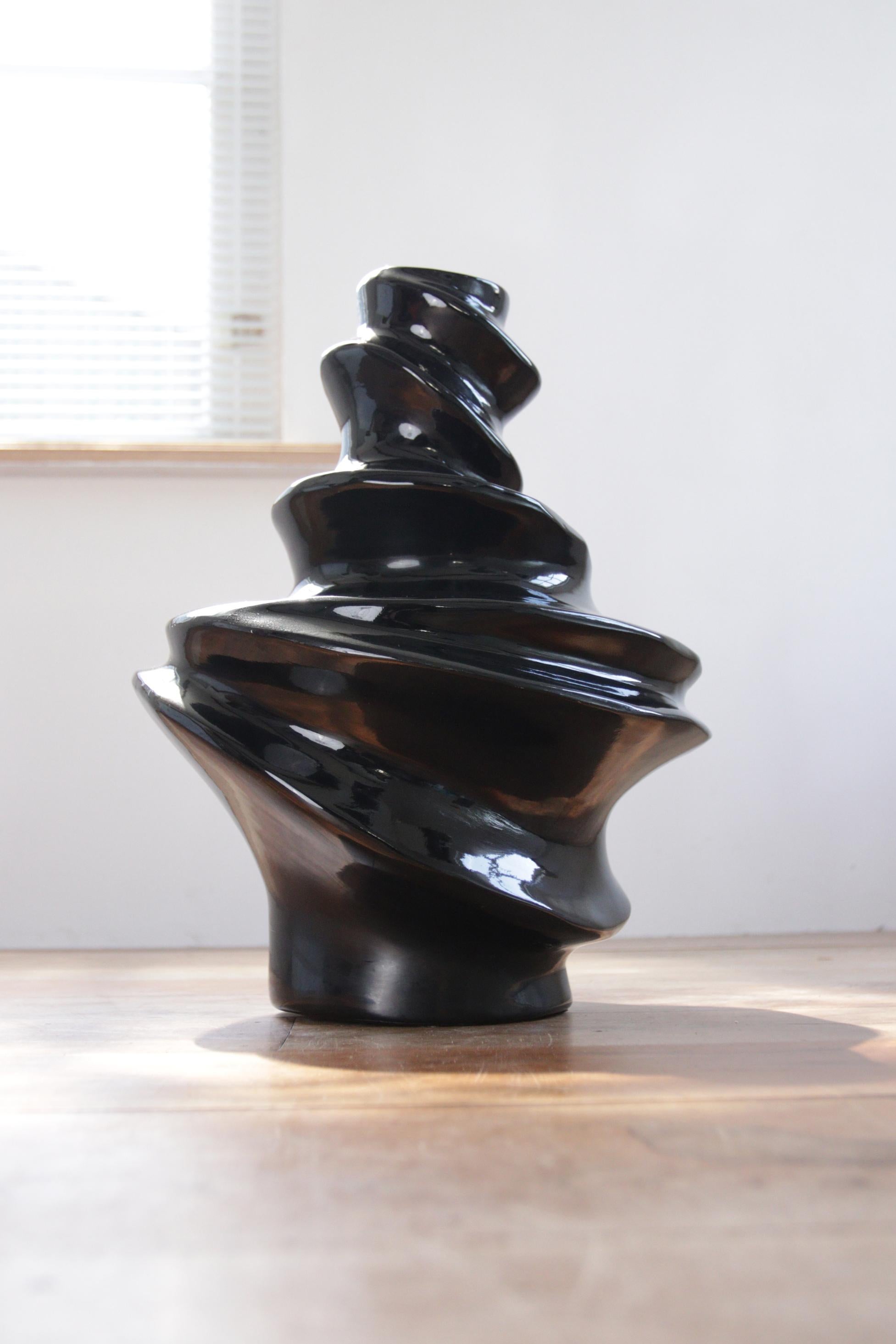 Wonderful Large Sculptural Black Vase In Good Condition For Sale In Boven Leeuwen, NL