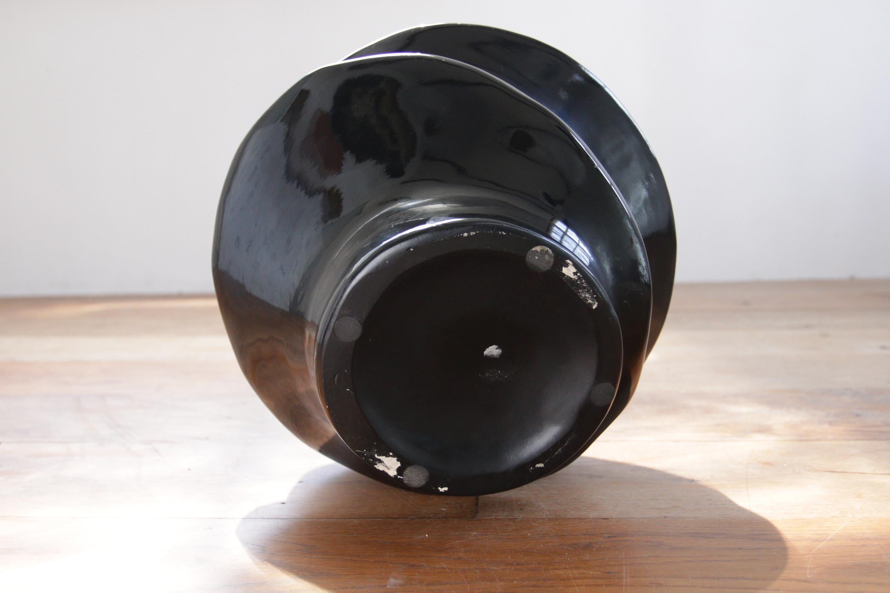 Wonderful Large Sculptural Black Vase For Sale 2