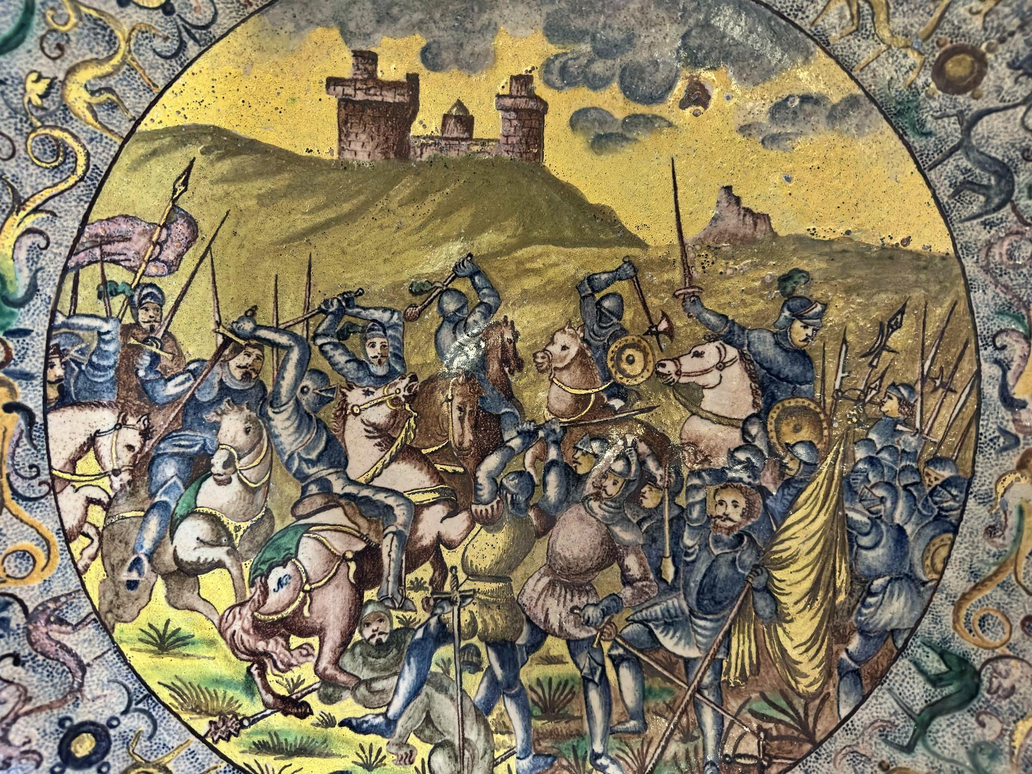 Merveilleuse grande assiette ronde toscane (Sienne) du 18e siècle en vente 5