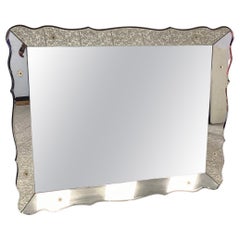 Magnifique grand miroir vénitien vintage festonné et biseauté, moderne du milieu du siècle dernier