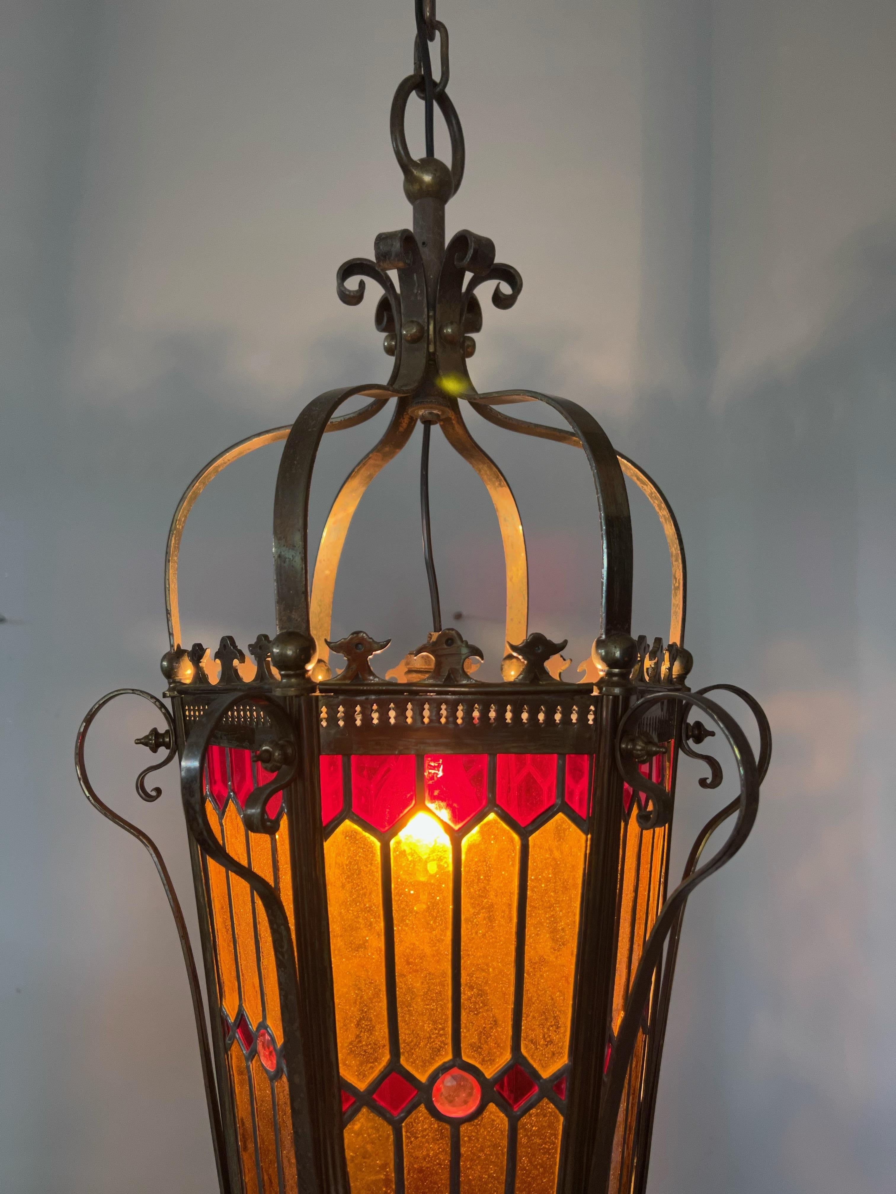 Maravillosa lámpara colgante/linterna victoriana tardía de bronce y cristal emplomado manchado siglo XIX en venta