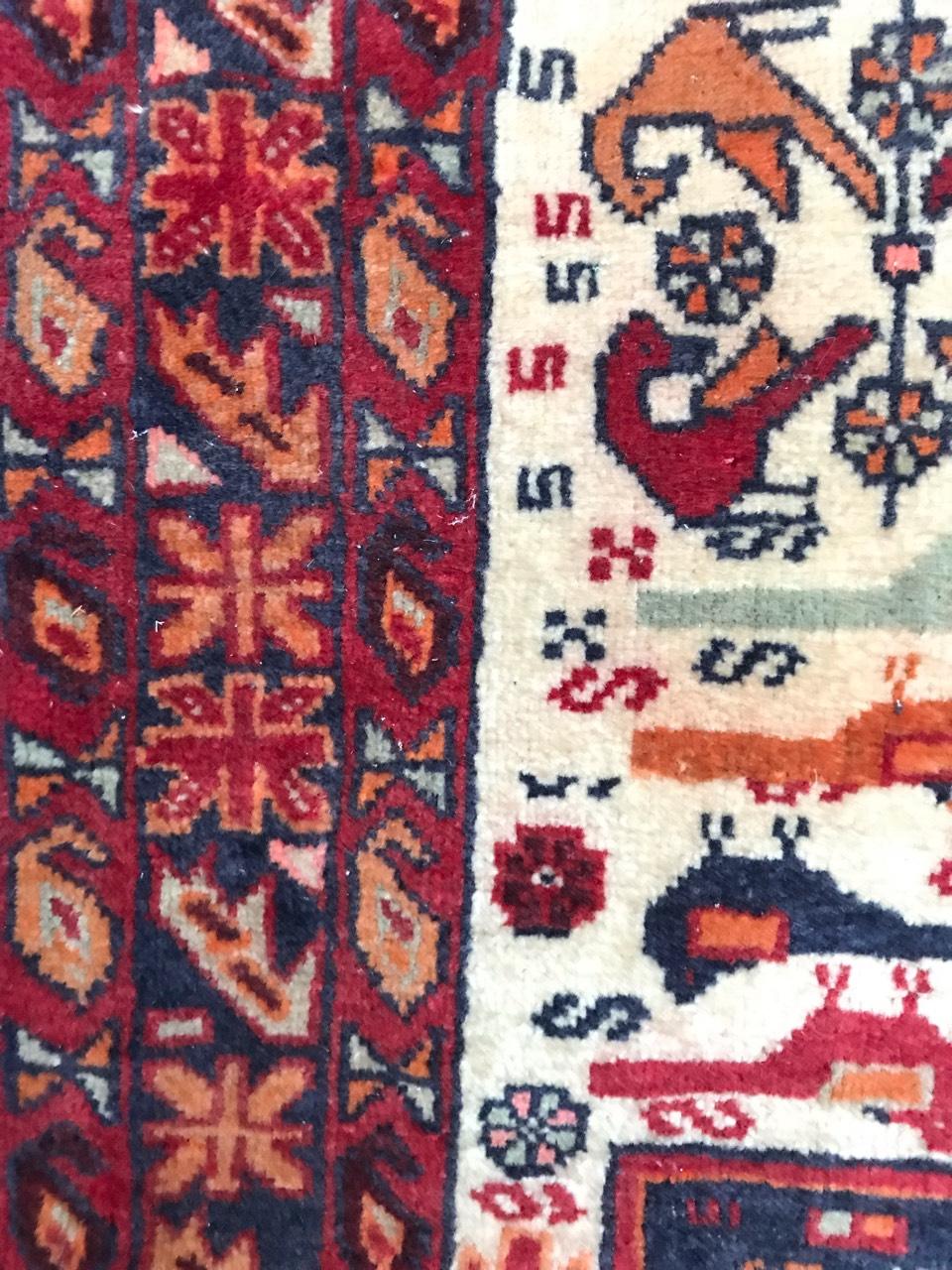 Coton Merveilleux petit tapis fin de Ghashghai de Bobyrug en vente