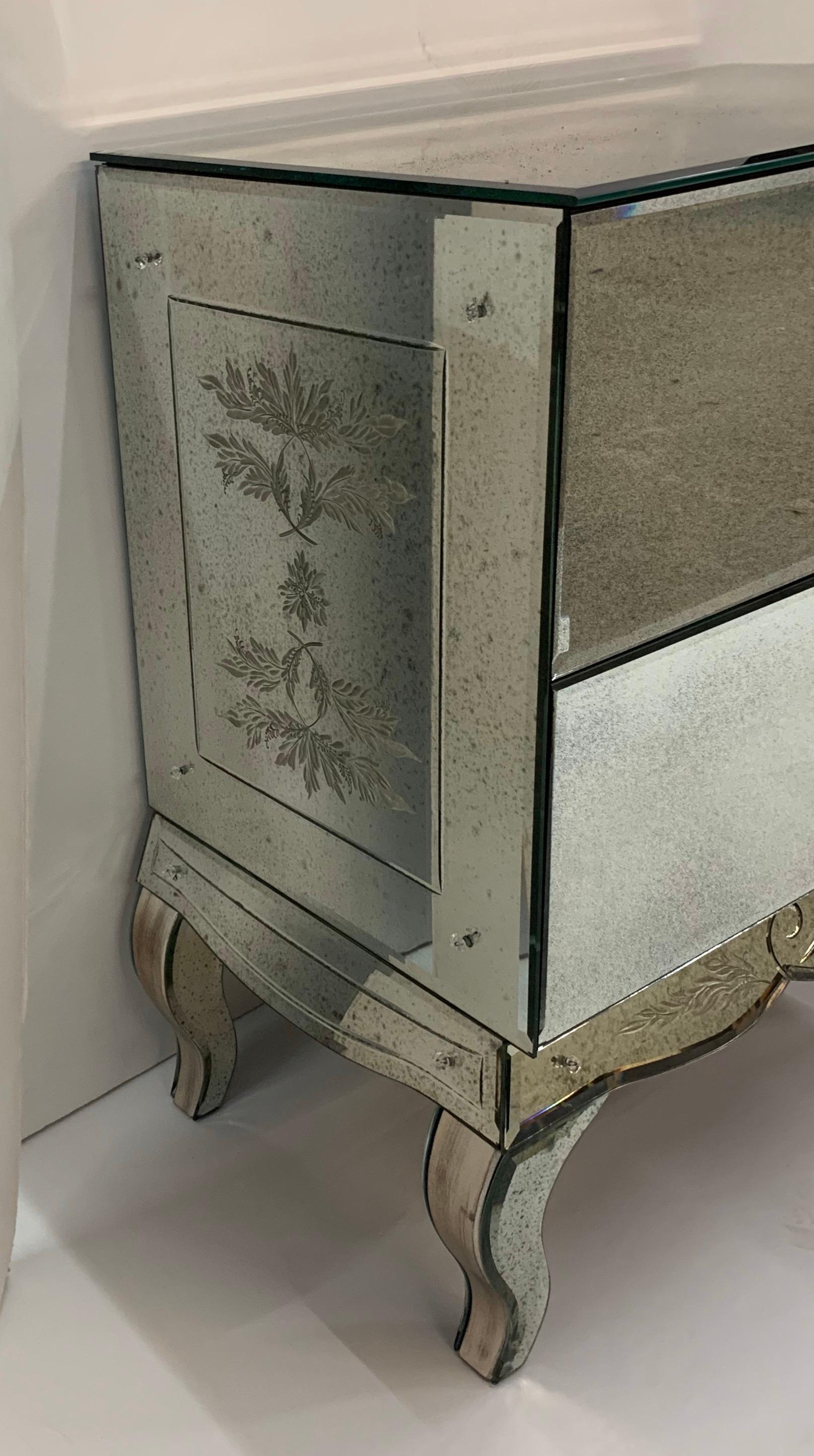 North American Wonderful Lorin Marsh Etched Two-Drawer Mirrored Chest with Flower Rosette Pulls For Sale