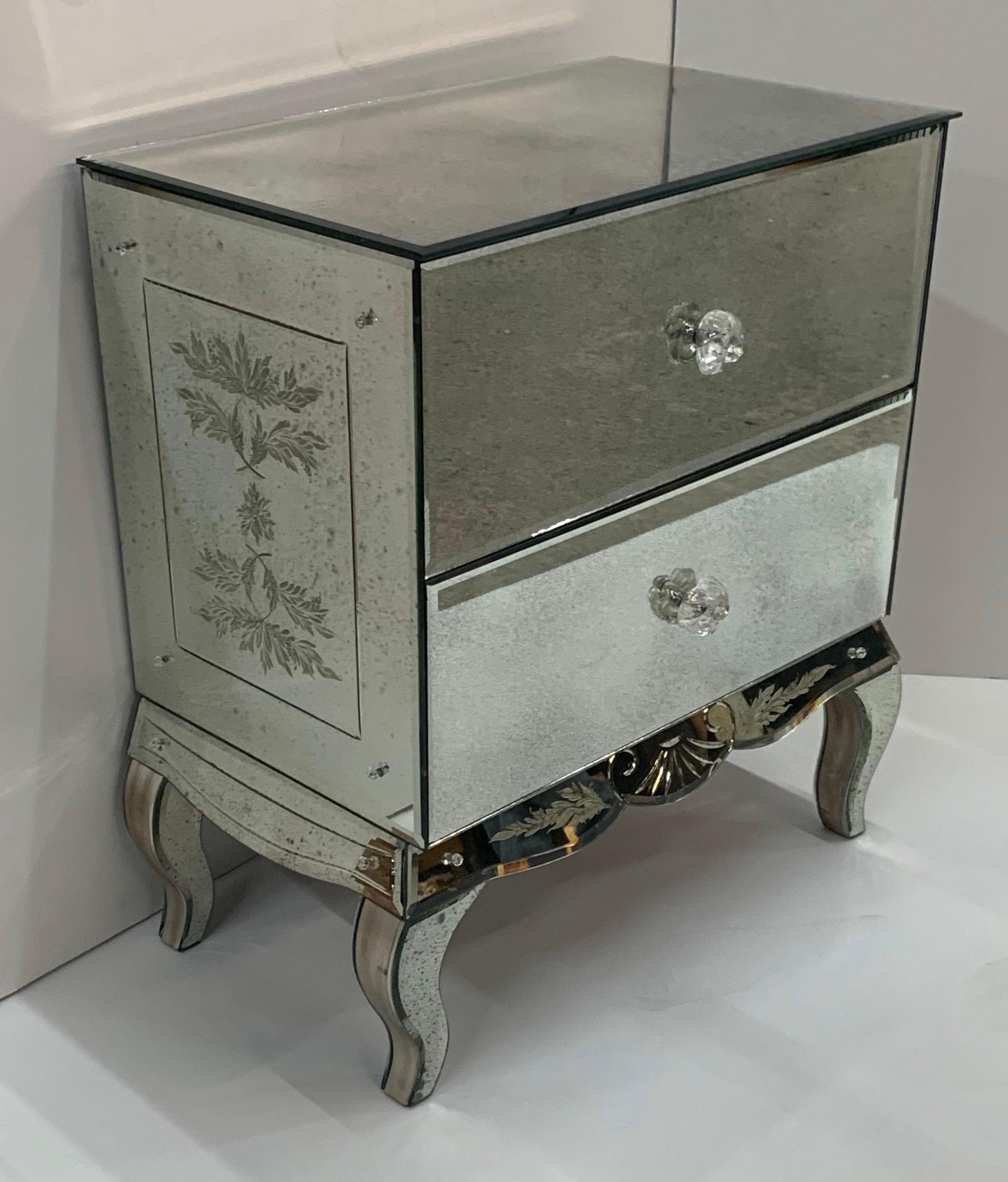 20th Century Wonderful Lorin Marsh Etched Two-Drawer Mirrored Chest with Flower Rosette Pulls For Sale