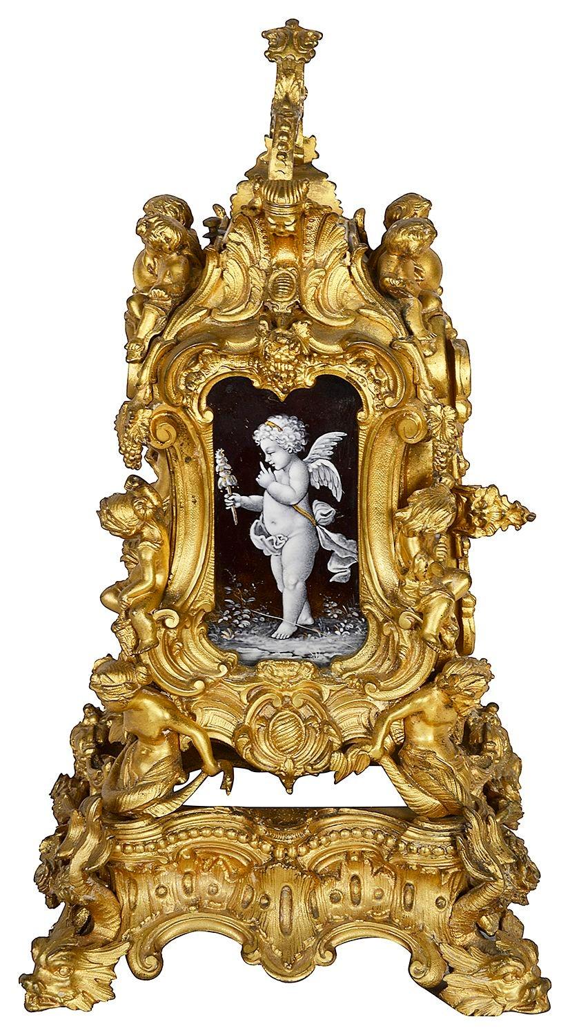 Merveilleuse horloge à chariot de style Louis XVI ornée de dorures et de bronze doré. Bon état - En vente à Brighton, Sussex