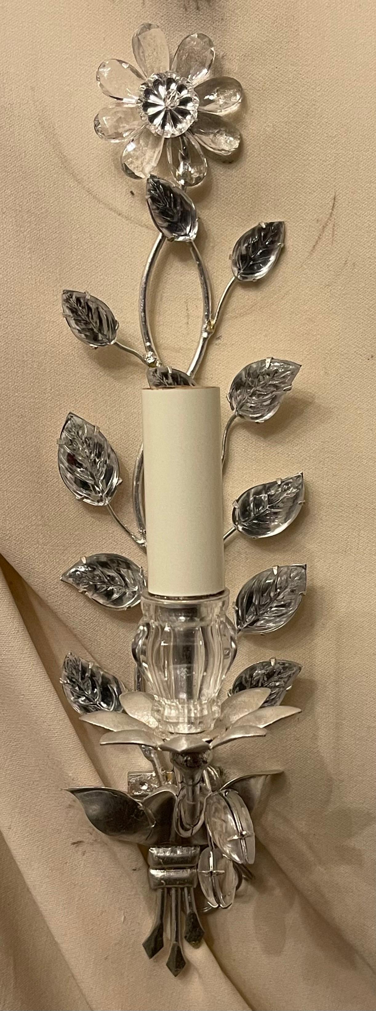 Meraviglioso Sconce Maison Bagues #41 a 1 braccio Fiore Dorato Foglia d'Argento In condizioni buone in vendita a Roslyn, NY