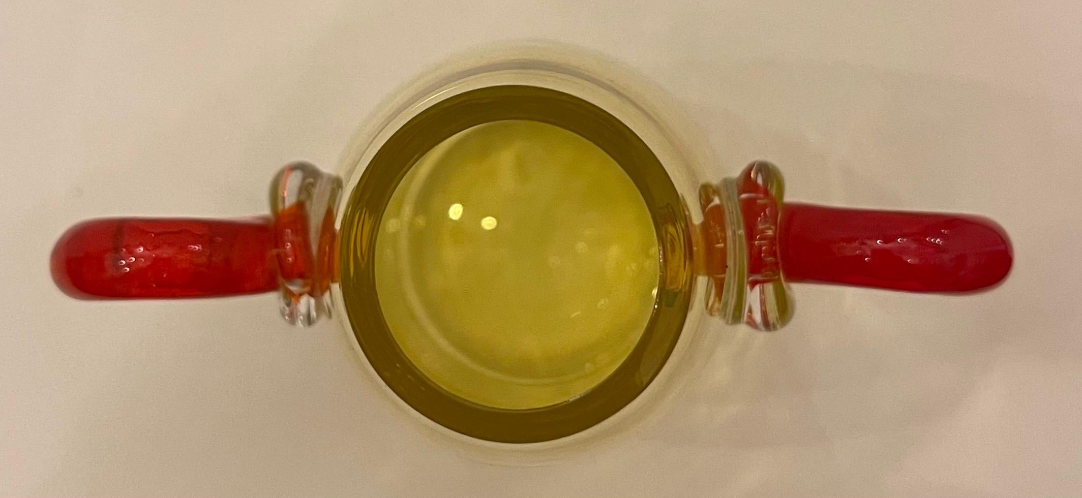 Maravilloso Marcello Furlan Murano Italiano Raro Arte Vidrio Jarrón Amarillo Rojo en Bueno estado para la venta en Roslyn, NY