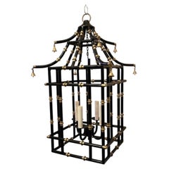 Meravigliosa lanterna Pagoda Bamboo Chinoiserie media in nero e oro dorato