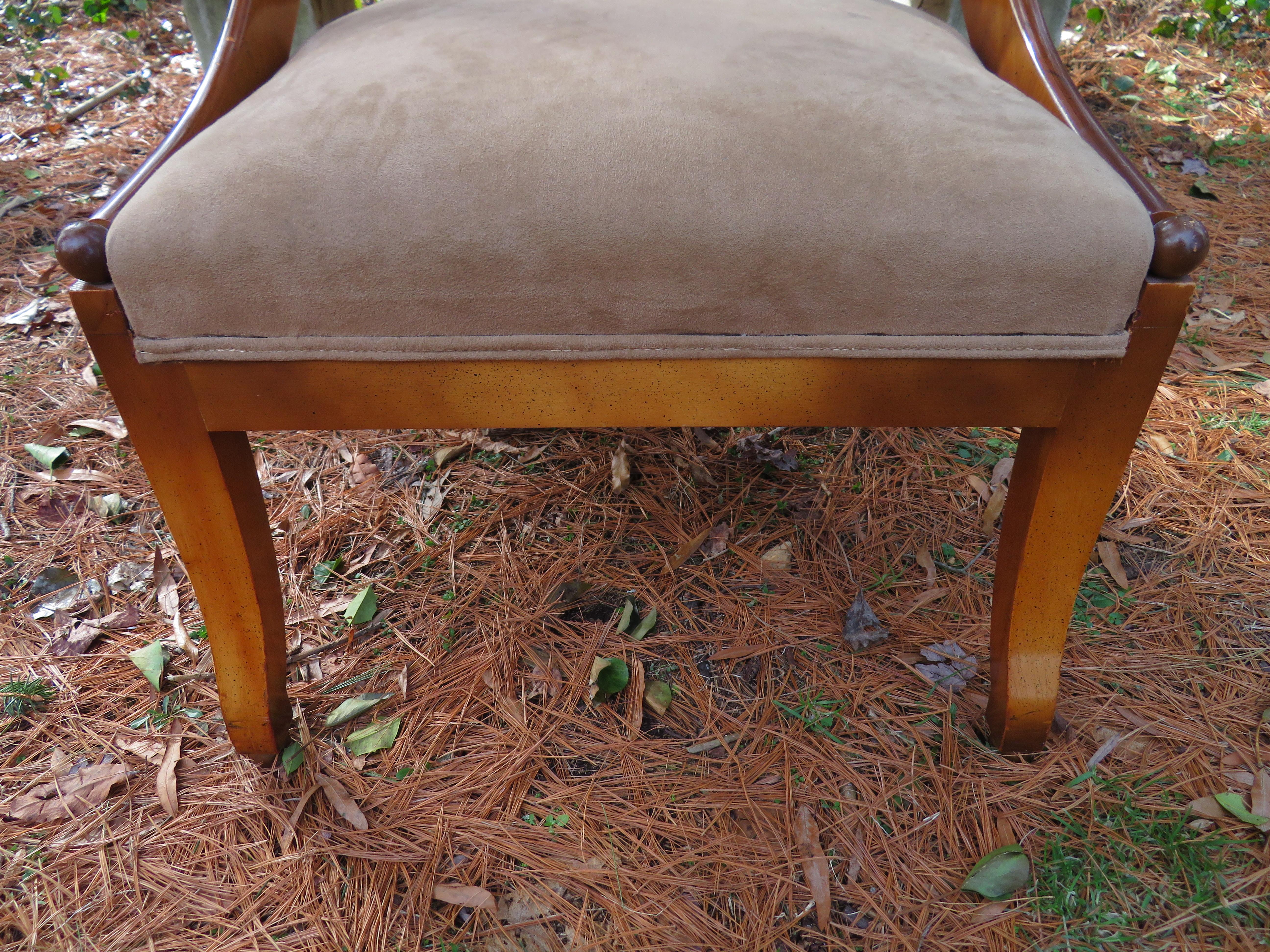 Mid-20th Century Wonderful Michael Taylor for Baker Spoon Back Neoclassical Chair, Midcentury