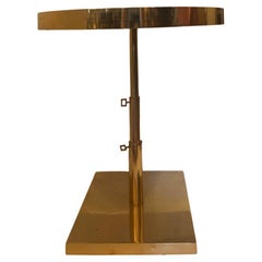 Meraviglioso tavolino rotondo telescopico con specchio smussato in bronzo di metà secolo moderno