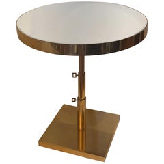 Magnifique table d'appoint ronde télescopique en bronze avec miroir biseauté:: de style moderne du milieu du siècle