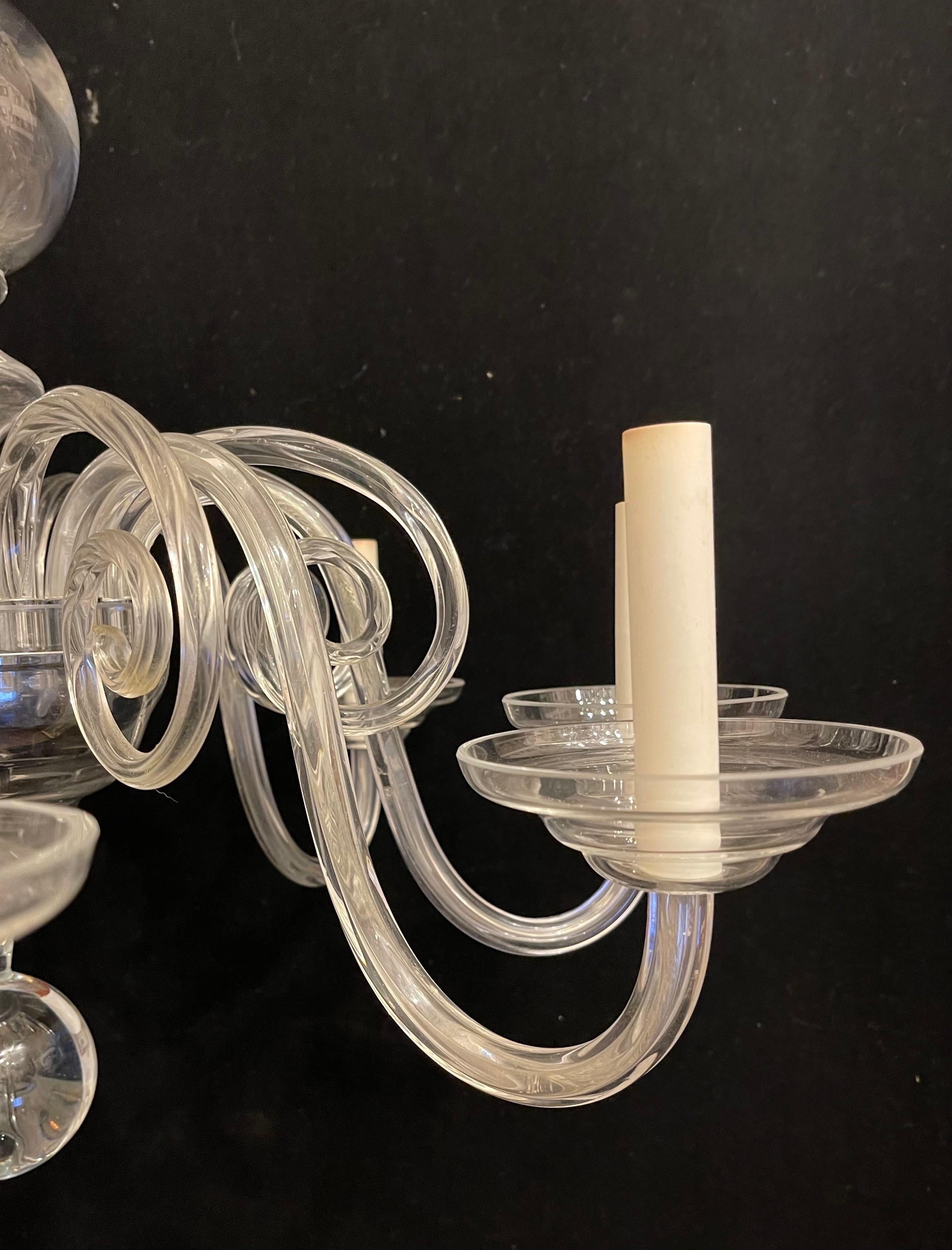 Wunderschöner Kronleuchter aus Kristallglas und poliertem Nickel, Mid-Century Modern (Moderne der Mitte des Jahrhunderts) im Angebot