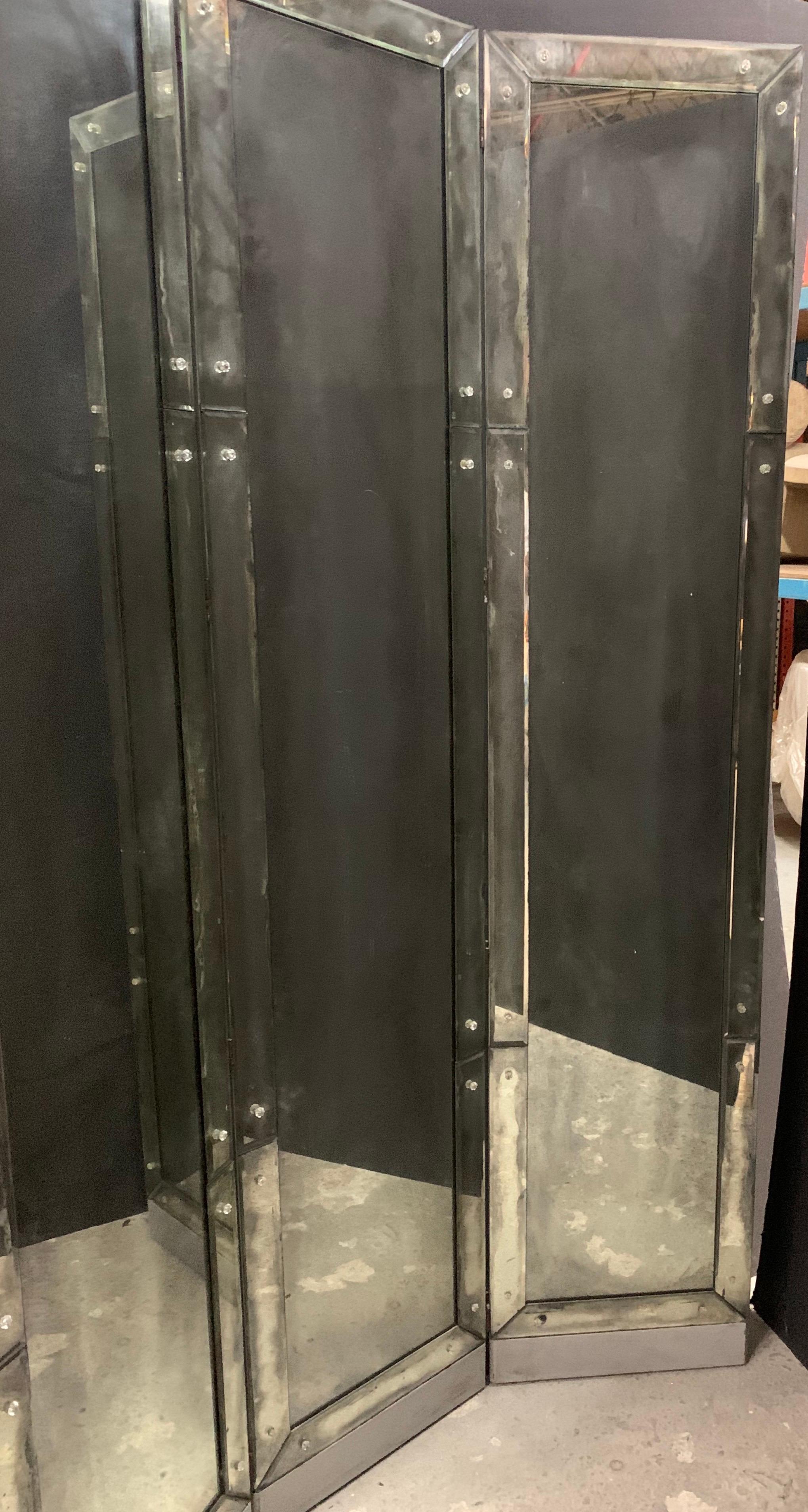 Wonderful Mid-Century Modern Deco 3-Panel Beveled Mirrored Screen Room Divider In Good Condition In Roslyn, NY