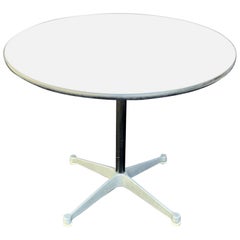 Vintage Wonderful Mid-Century Modern Herman Miller Round Pedestal Table