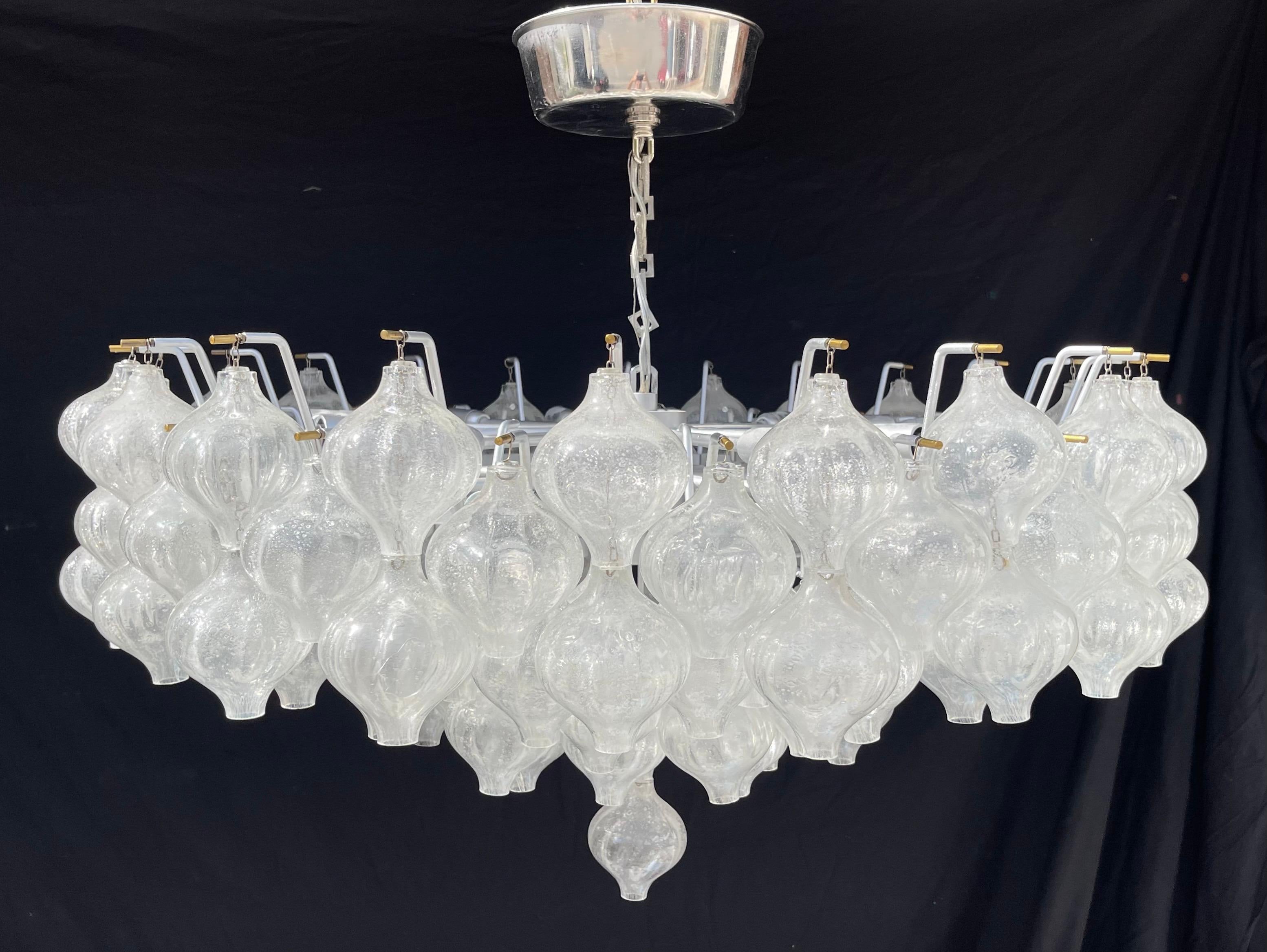 Merveilleux lustre en verre clair 