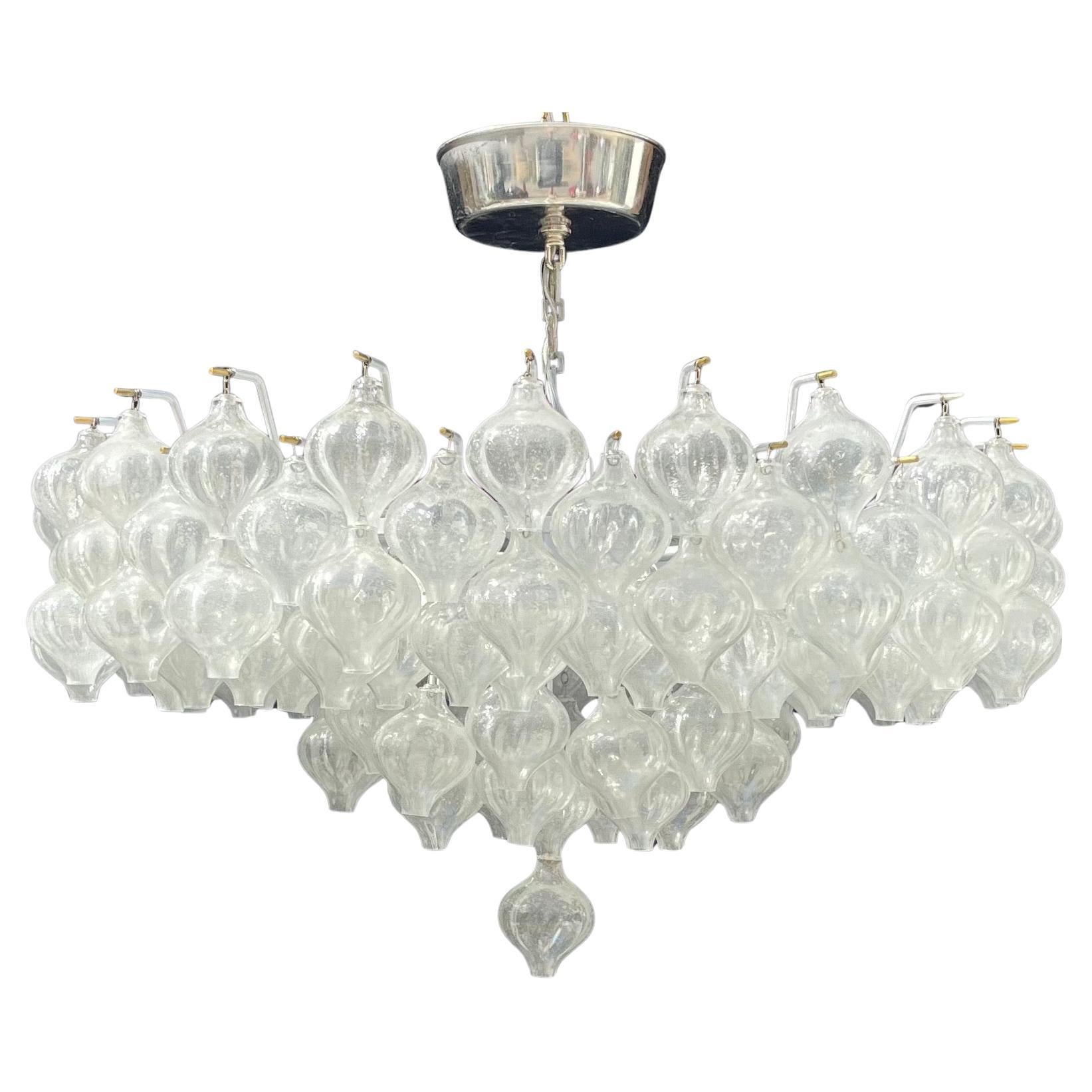 Merveilleux lustre en verre clair Tulipan Kalmar de style moderne du milieu du siècle dernier en vente