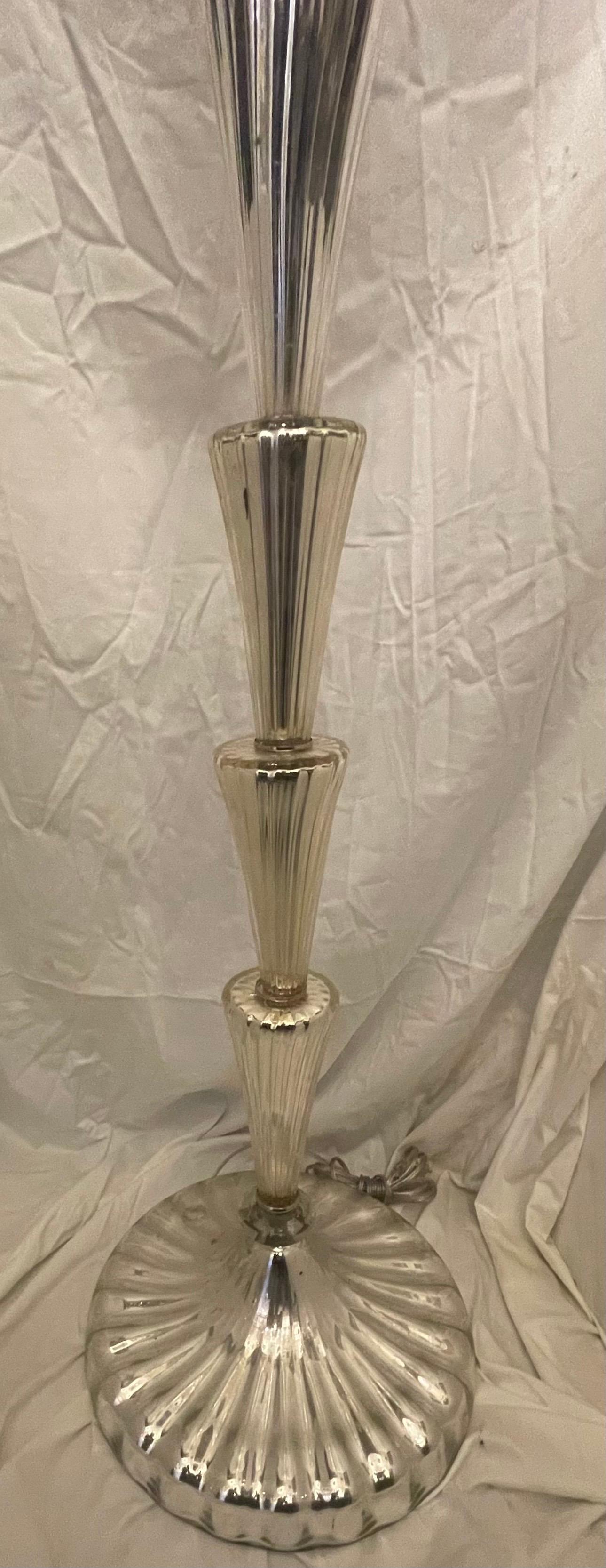 Mid-Century Modern Merveilleux lampadaire vénitien de Murano moderne du milieu du siècle dernier, Lorin Marsh Silver Glass en vente