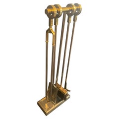Merveilleux ensemble d'outils de cheminée en nickel et bronze de style moderne du milieu du siècle Danny Alessandro