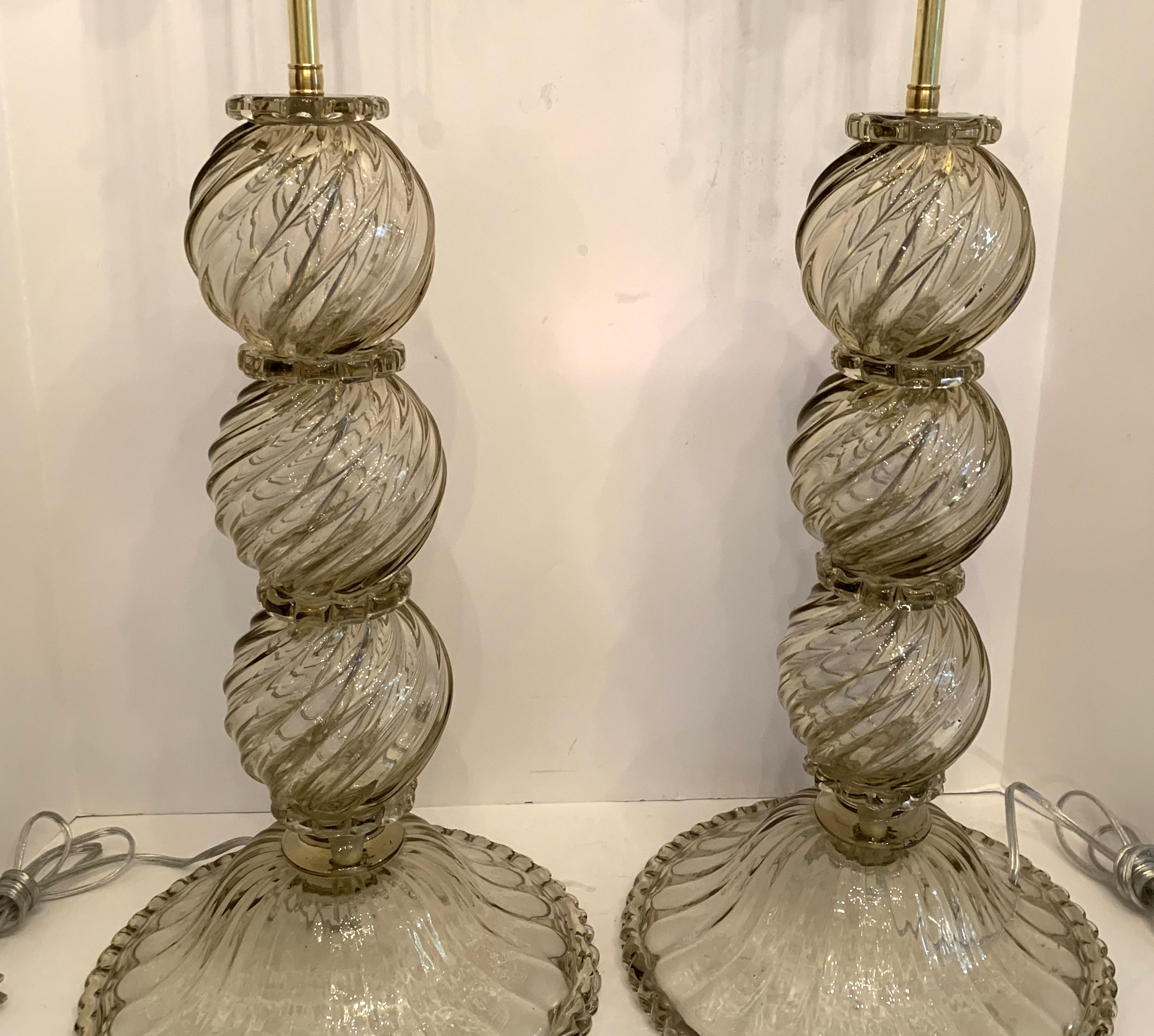 Wonderful Mid-Century Modern Pair Italian Venetian Swirl Murano Glass Deco Lamps In Good Condition In Roslyn, NY