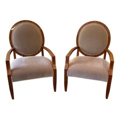 Merveilleuse paire de fauteuils en bois de macassar et mohair, de style moderne du milieu du siècle dernier