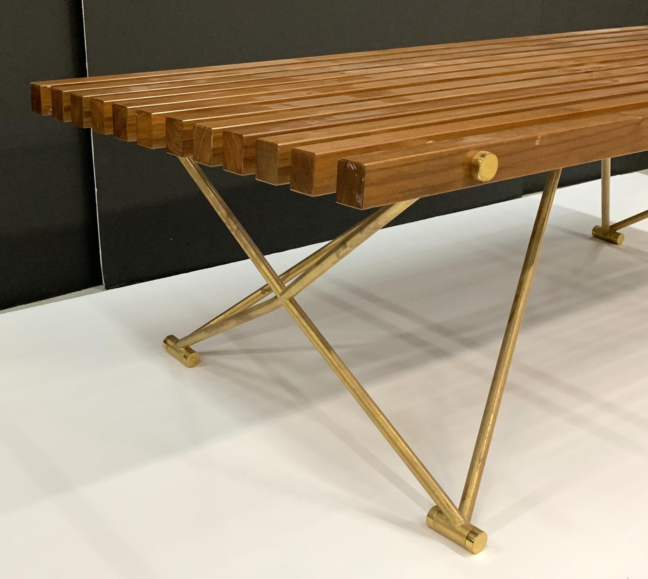 Wonderful Mid-Century Modern Wood Slat Polished Brass Coffee Cocktail Table For Sale 2
