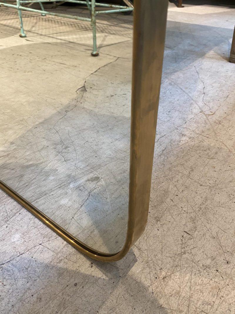Wonderful Midcentury Italian Brass Mirror, Curved Top For Sale 3