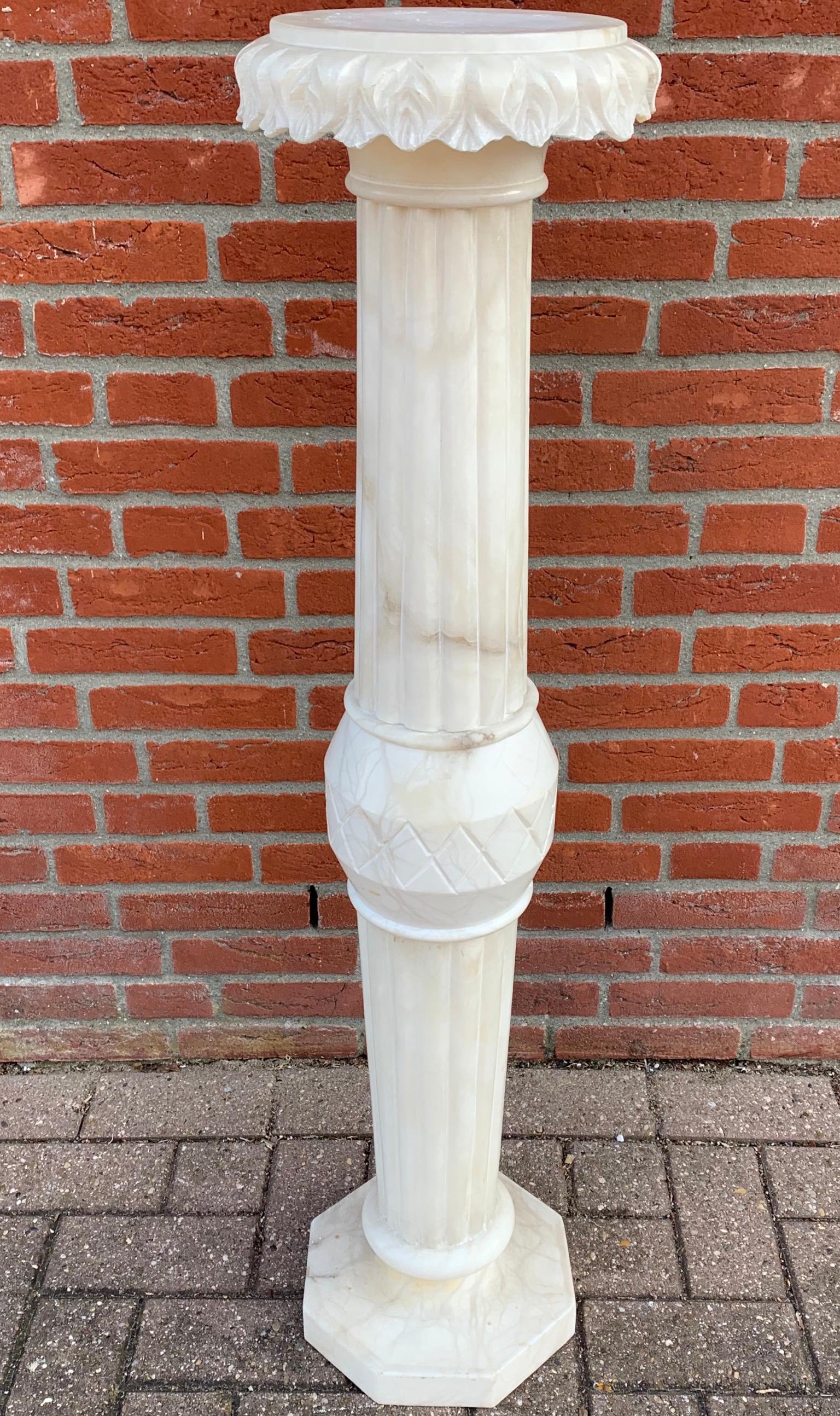 Classical Roman Wonderful Midcentury Made Art Deco Style Carved Alabaster Column Pedestal Stand For Sale