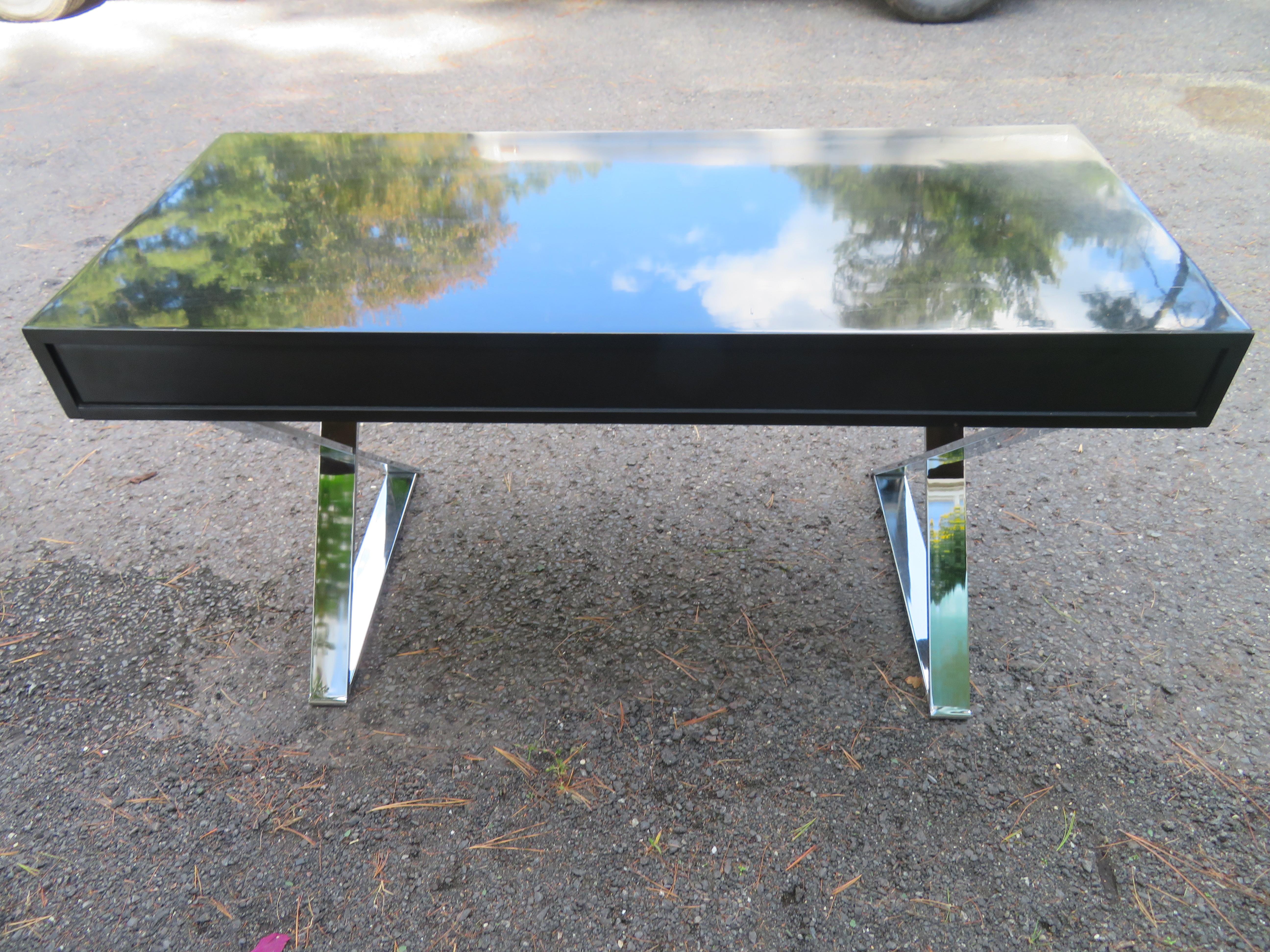 Mid-Century Modern Wonderful Milo Baughman style Black Lacquered Rosewood Desk Chrome X Base  For Sale