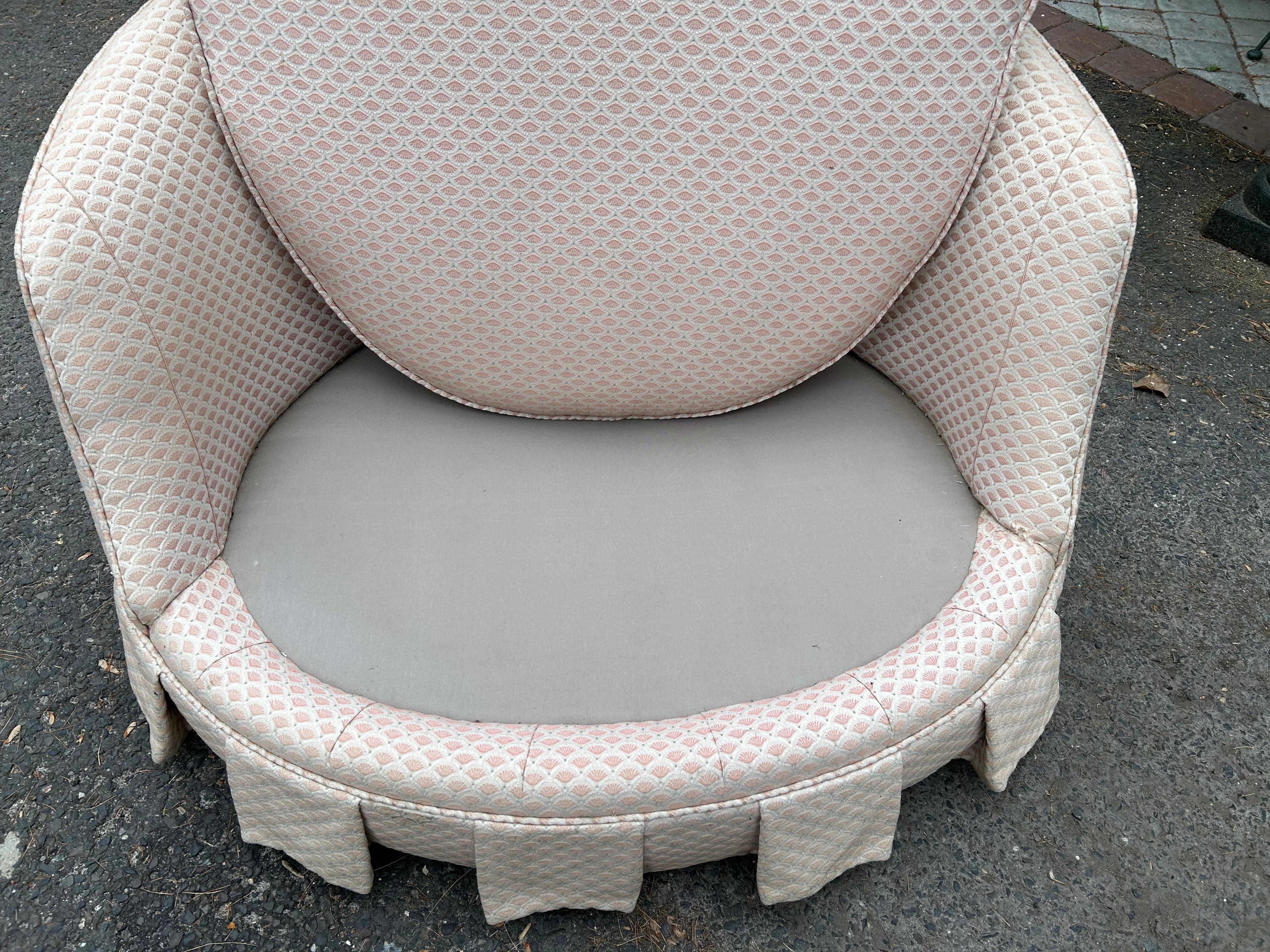 Wonderful Milo Baughman Thayer Coggin Circular Round Swivel Lounge Chair  For Sale 4