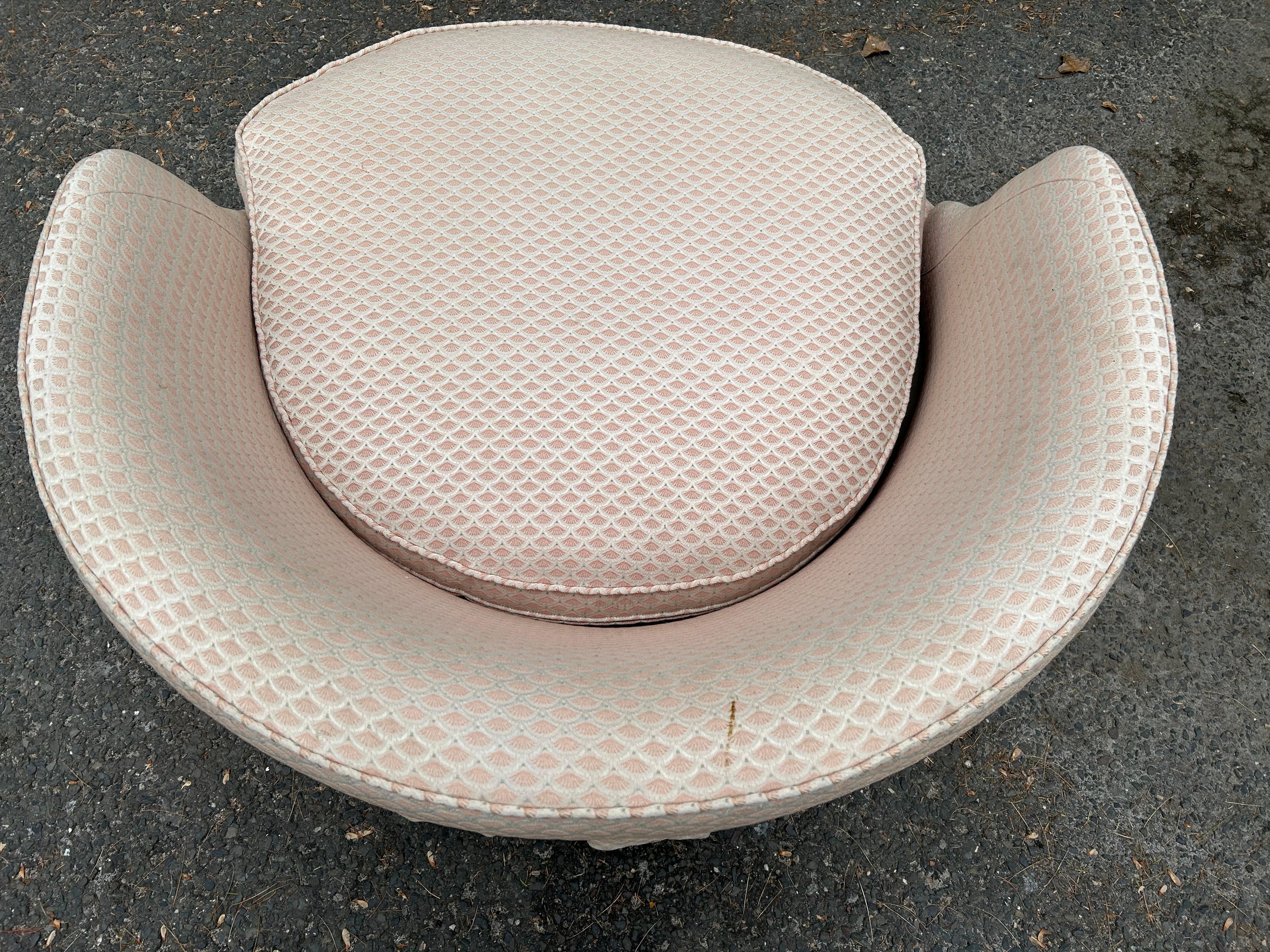 Mid-20th Century Wonderful Milo Baughman Thayer Coggin Circular Round Swivel Lounge Chair  For Sale