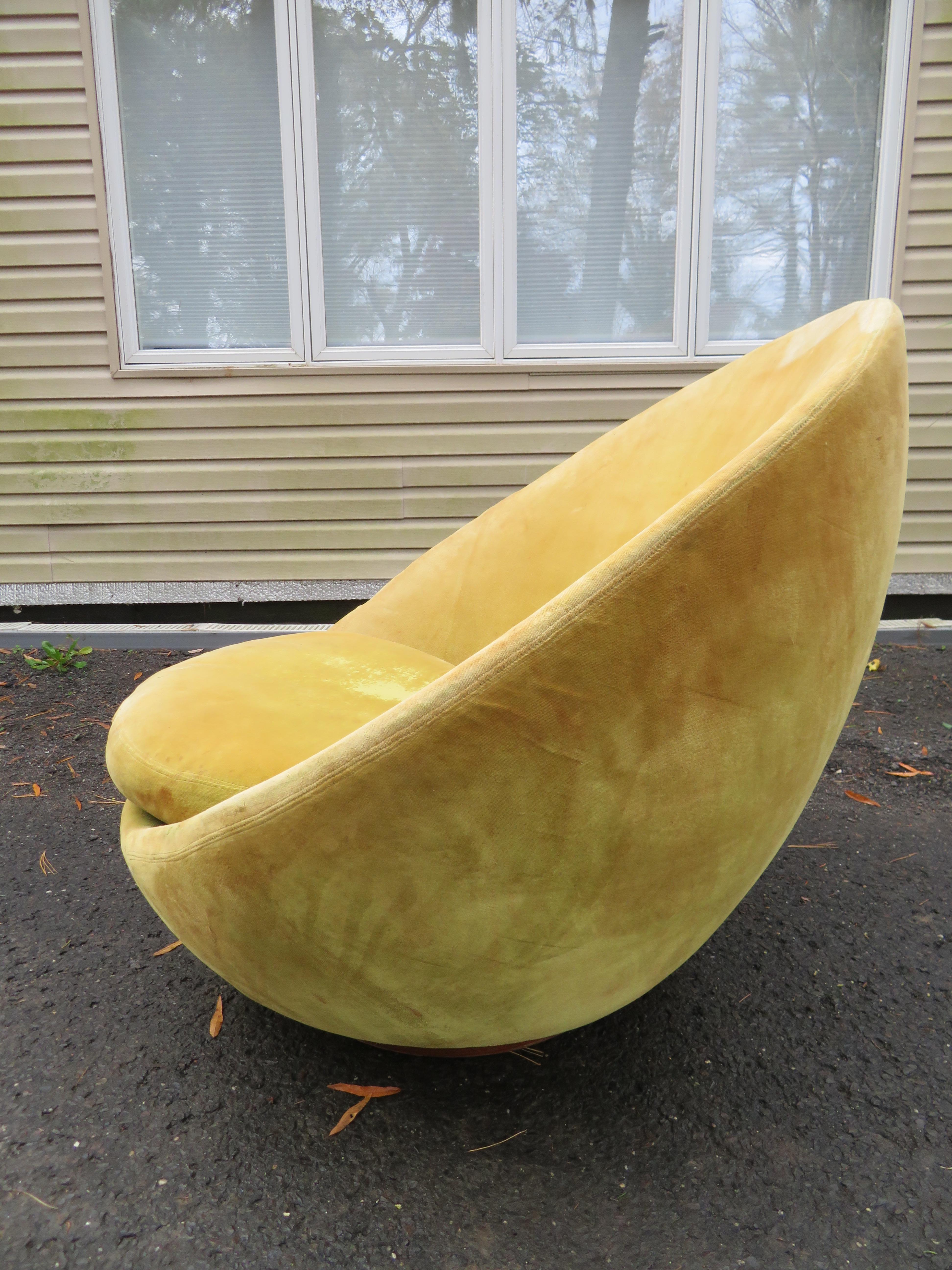 Wonderful Milo Baughman Thayer Coggin Egg Chair Swivel Rocker Mid-Century Modern 6