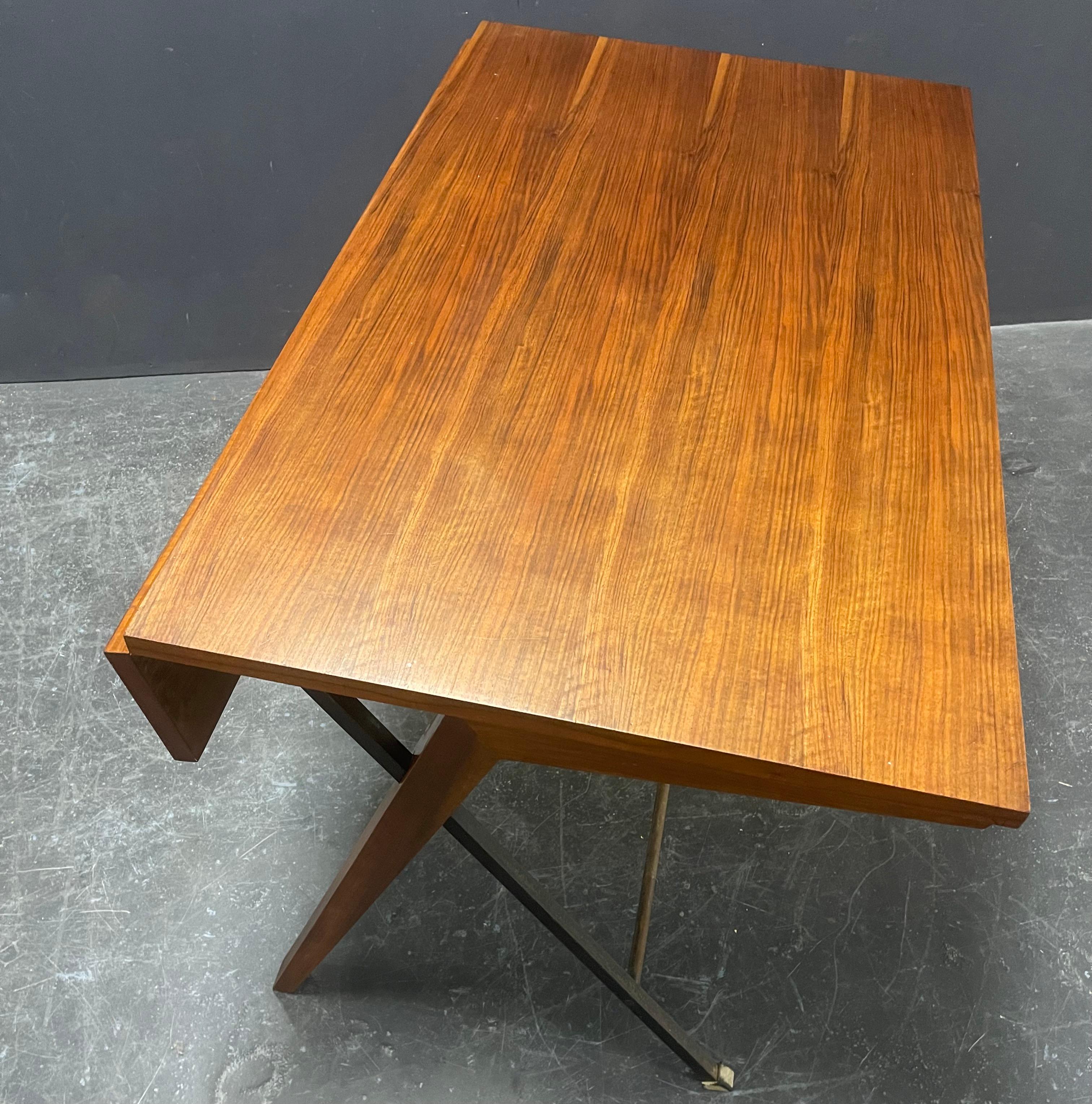 Wonderful minimalistic italien prototype desk For Sale 1