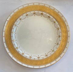 Wonderful Minton Set 11 Service Dinner Plates Encrusted Raised Gold Urn Swag