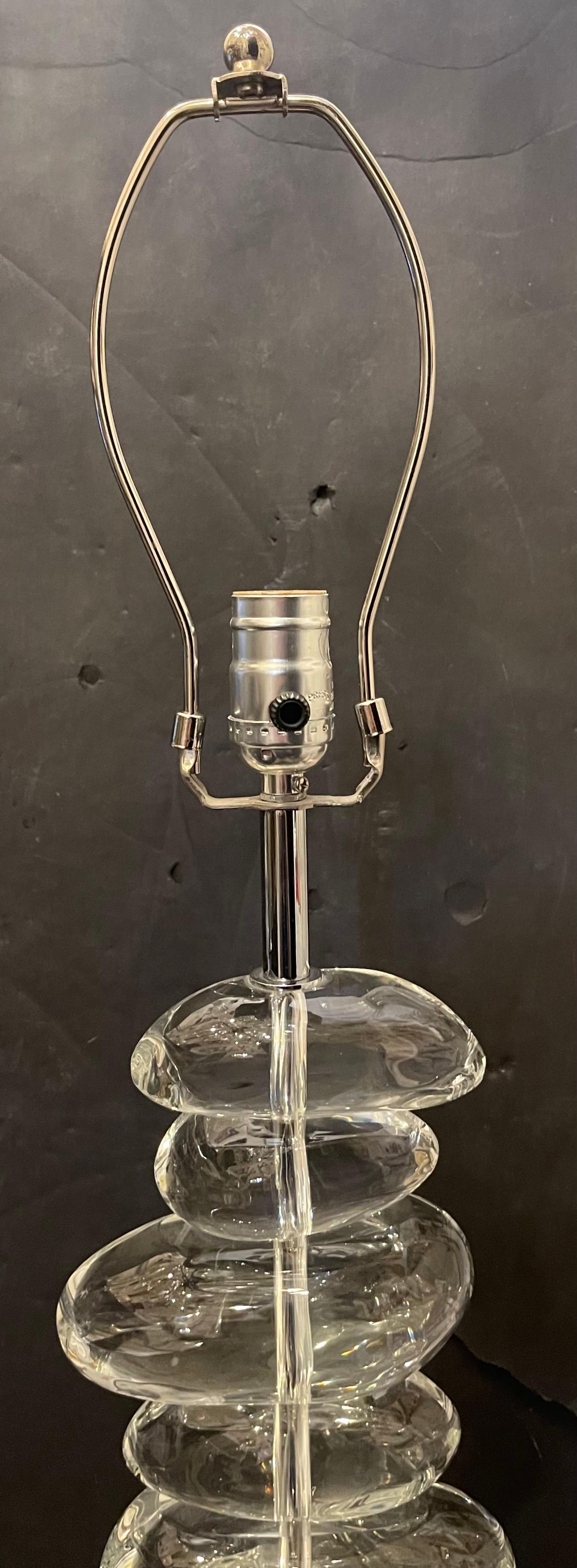 XX secolo Meravigliosa lampada moderna George Kovacs impilata in vetro trasparente lucidato A. Stone in vendita