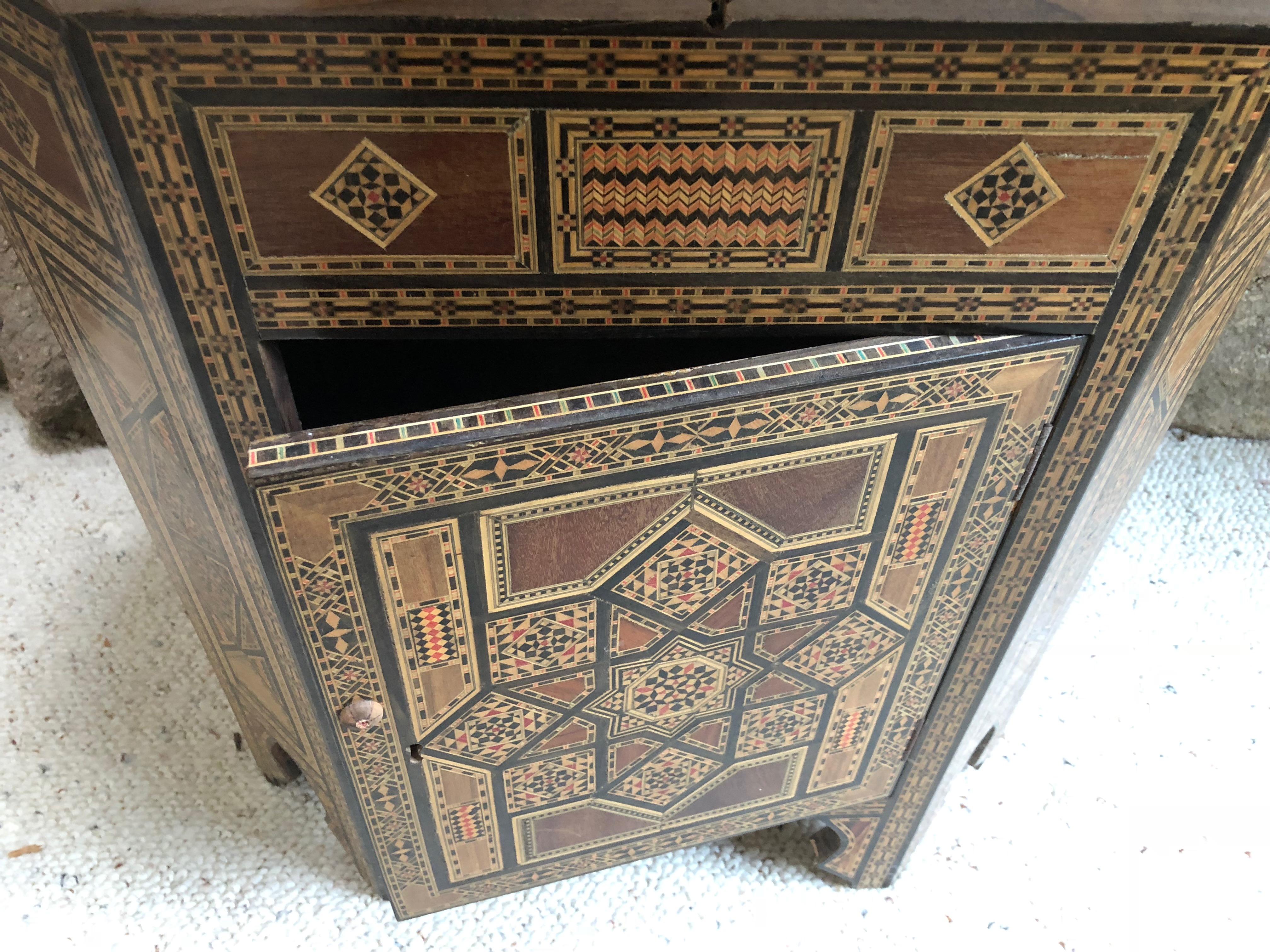 Wonderful Moroccan Side Table with Storage In Excellent Condition In Hopewell, NJ