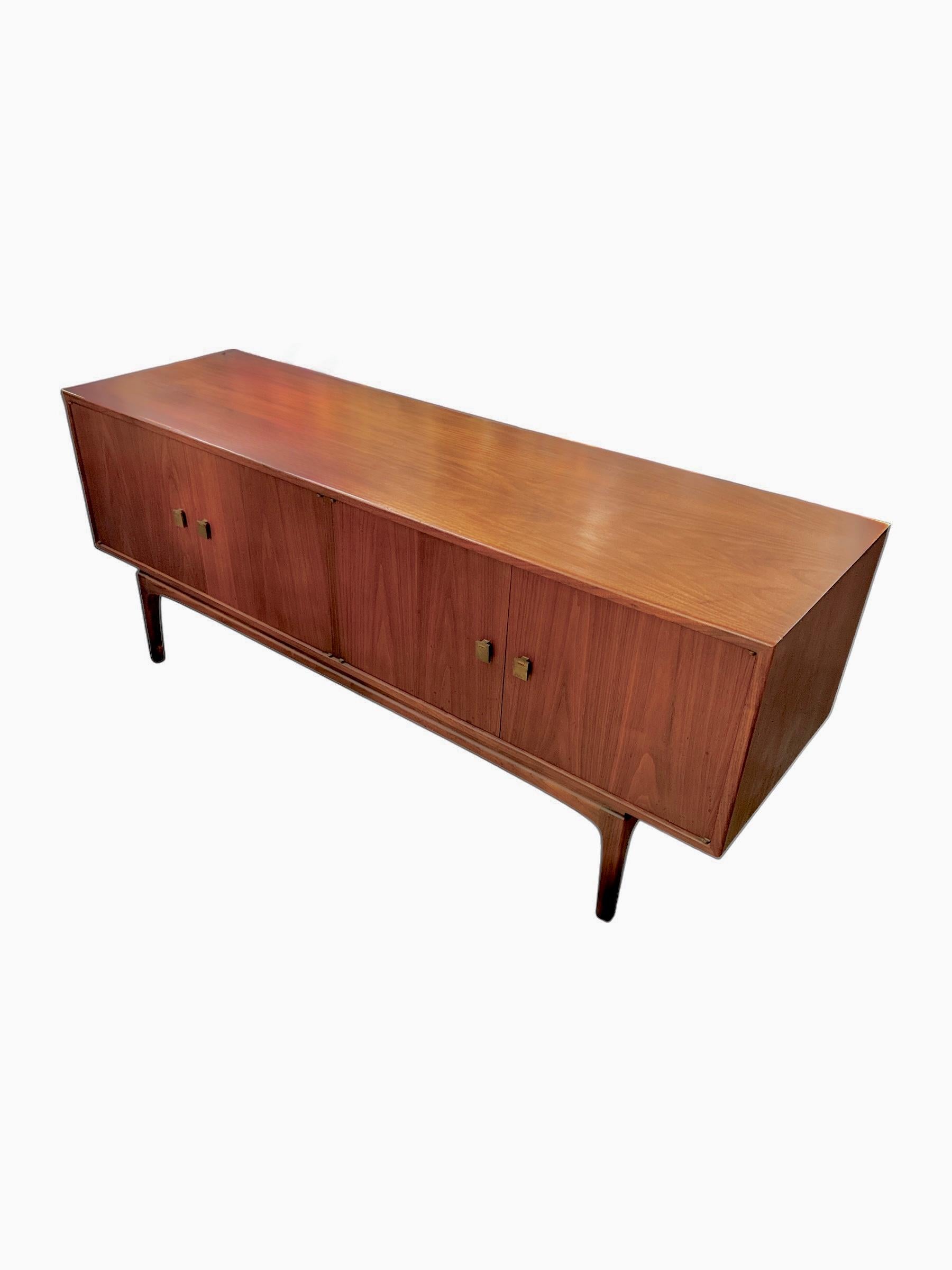 American Wonderful Motif Series Mid-Century Credenza by Thomasville For Sale