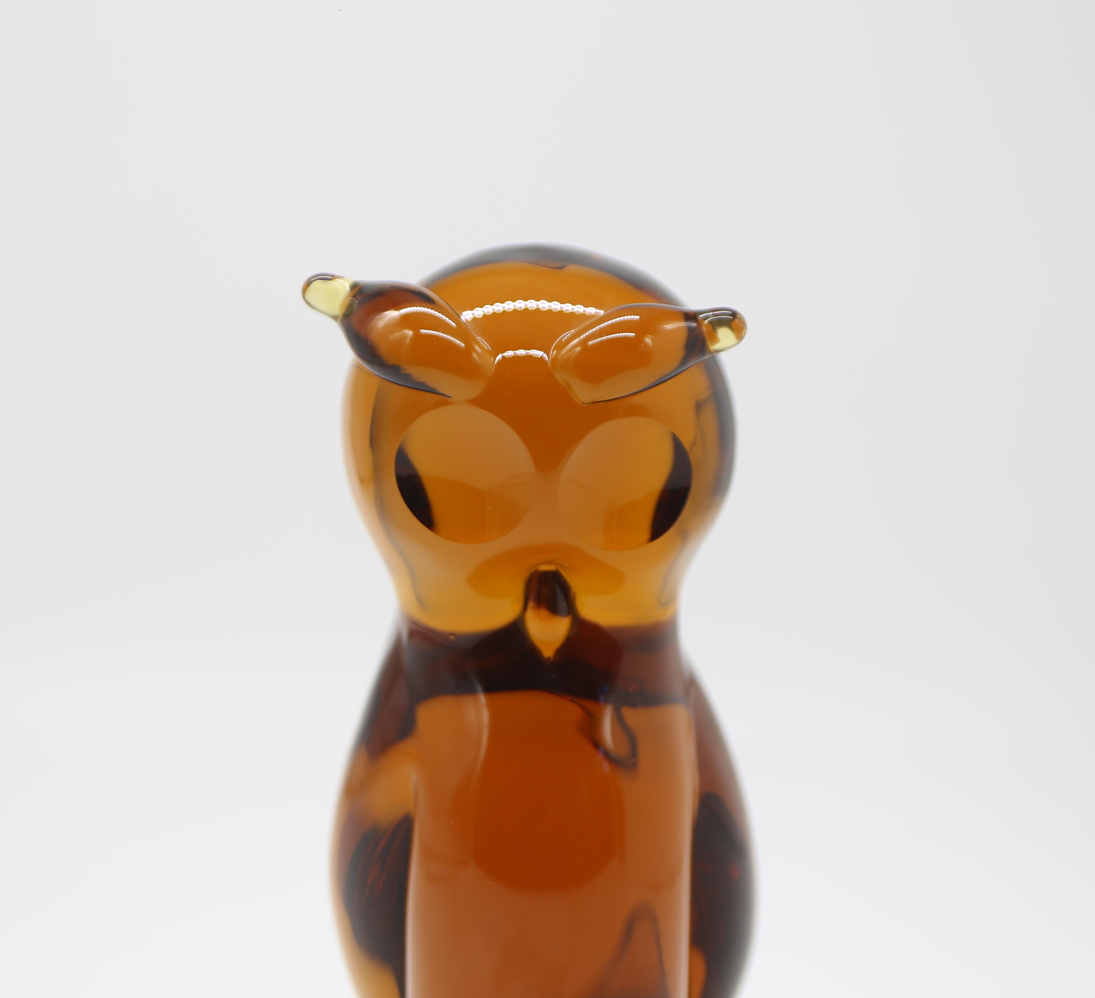 Mid-Century moderno Wonderful Murano glass sculpture in the shape of an owl by Archimede Seguso in vendita