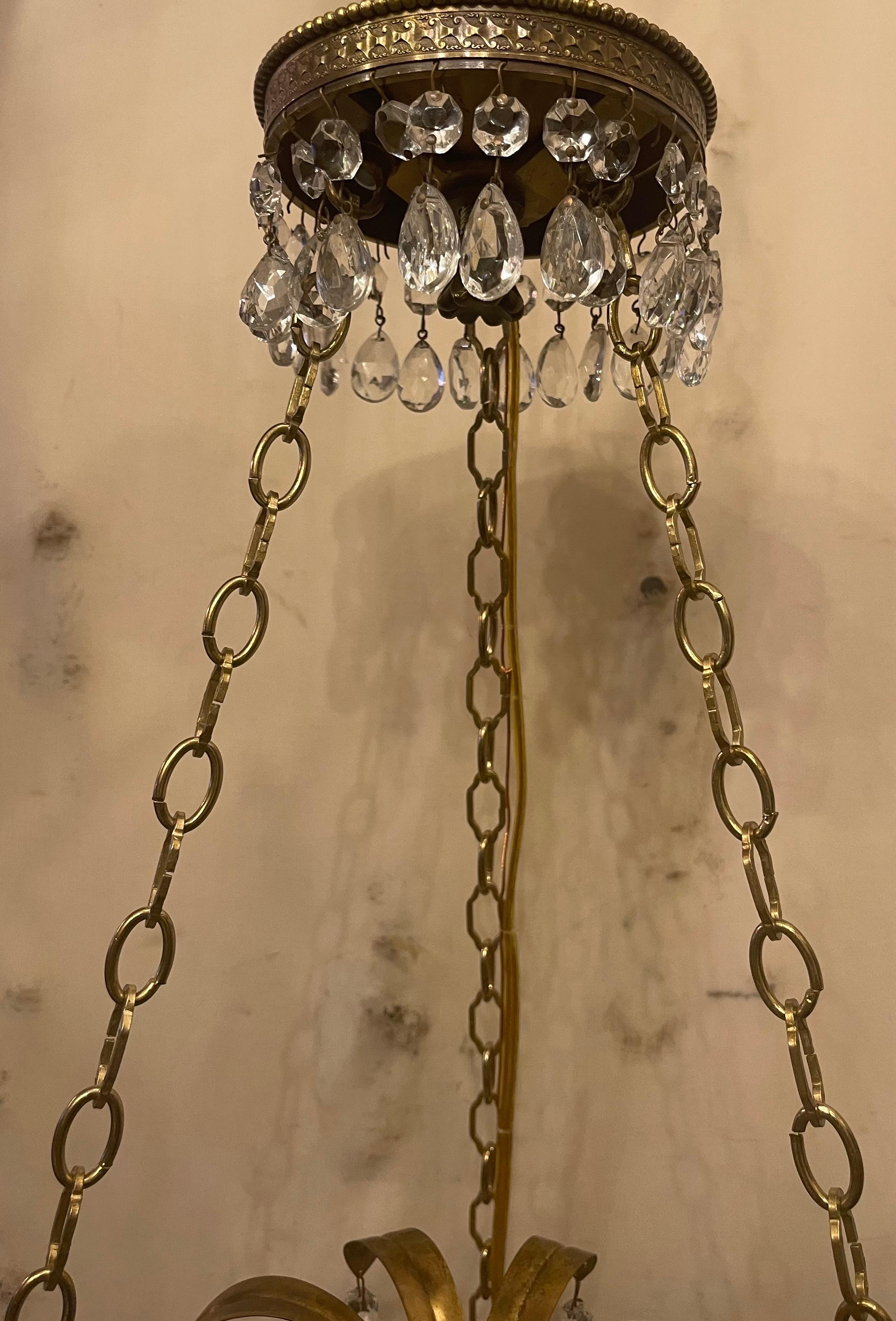 Wonderful Neoclassical Etched Cut-Crystal Bowl Bronze Chandelier Ormolu Fixture In Good Condition For Sale In Roslyn, NY