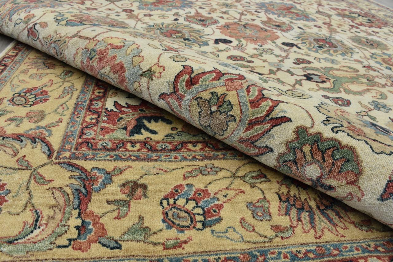 Agra Merveilleux tapis traditionnel indien nouveau en vente