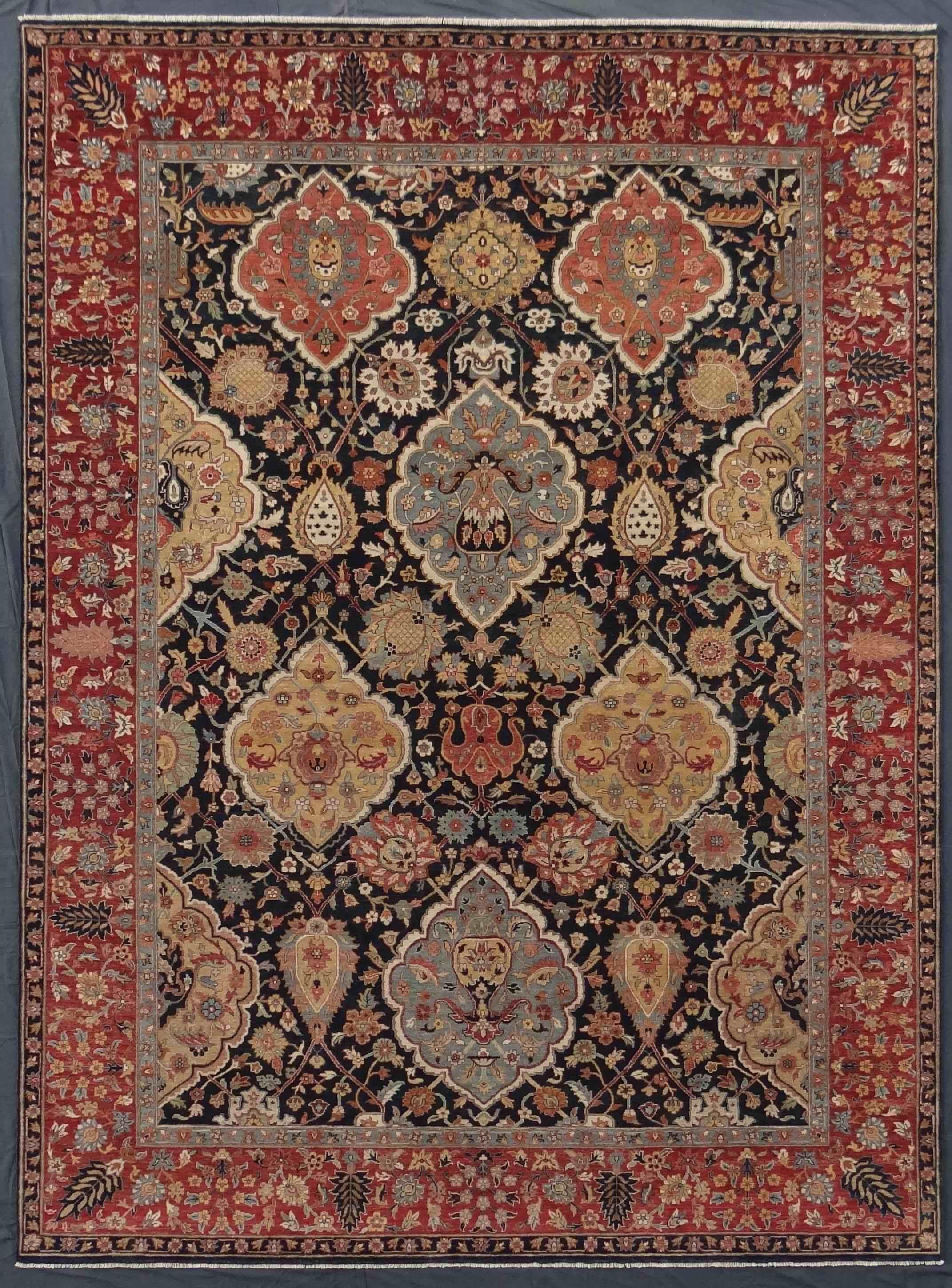 Sarouk Farahan Meraviglioso tappeto indiano di nuovo design persiano in vendita