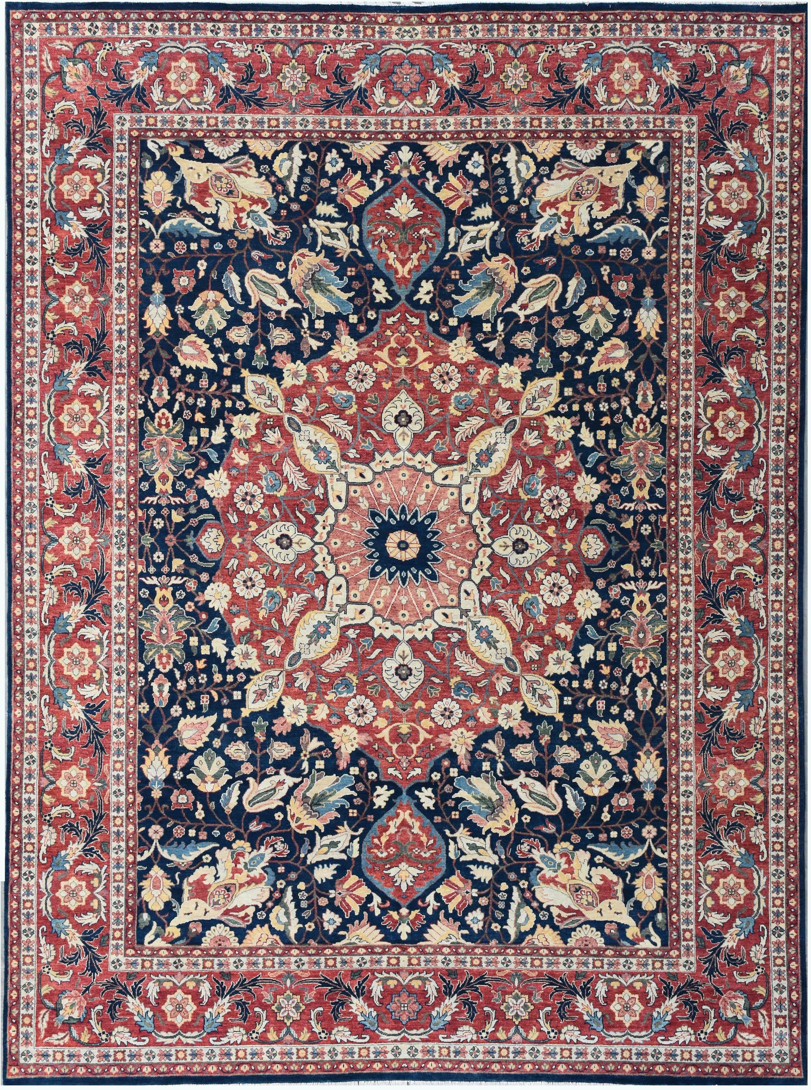 Wunderschöner neuer indischer Teppich im persischen Design (Tabriz) im Angebot