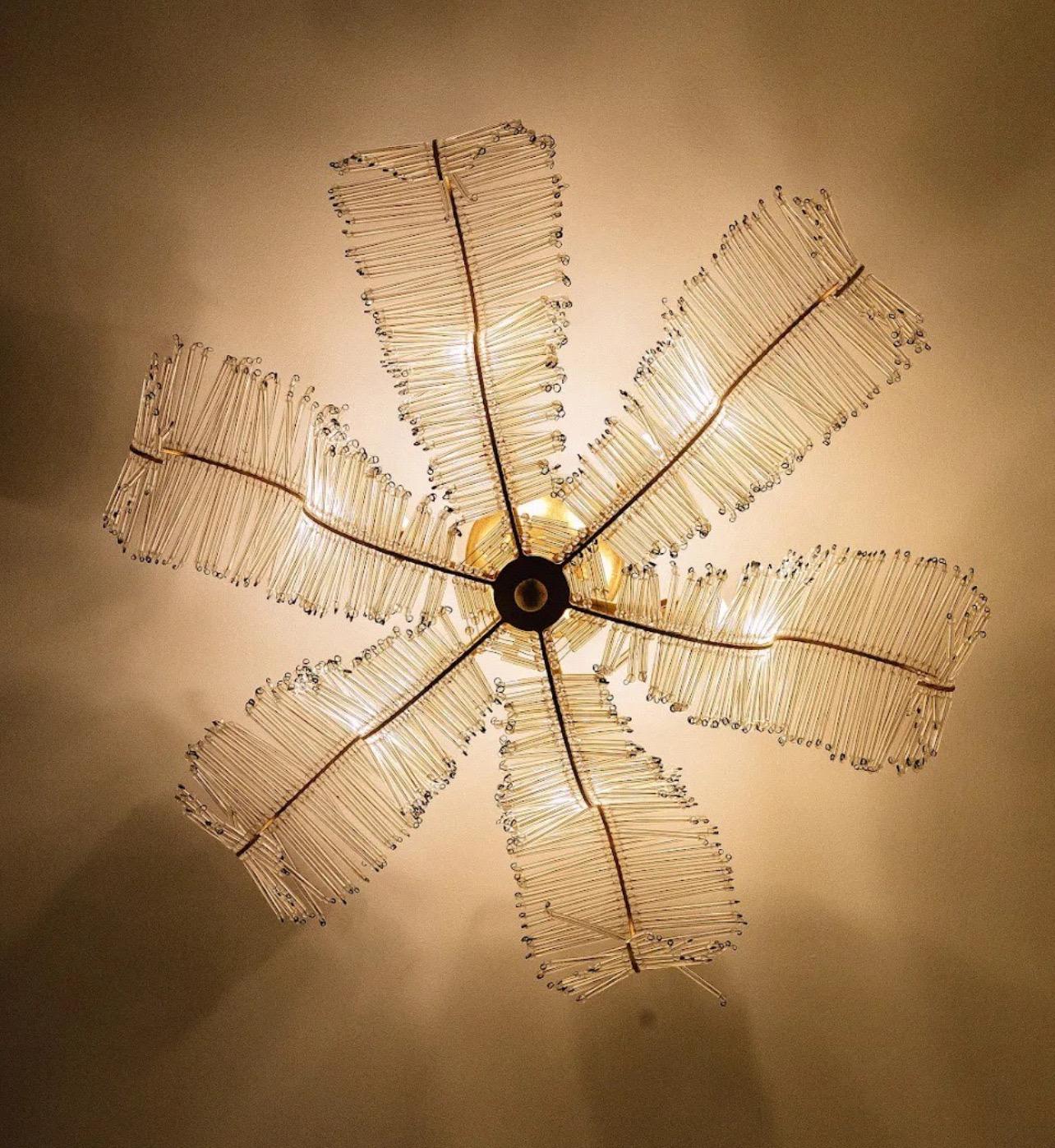 Wunderschöne Niermann Weeks Calais Large Semi-Flush Gold Vergoldet Kristall Palm Fixture (20. Jahrhundert) im Angebot