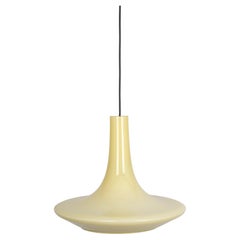 Meravigliosa lampada a sospensione in vetro opalino, Peill & Putzler, Germania, anni '70