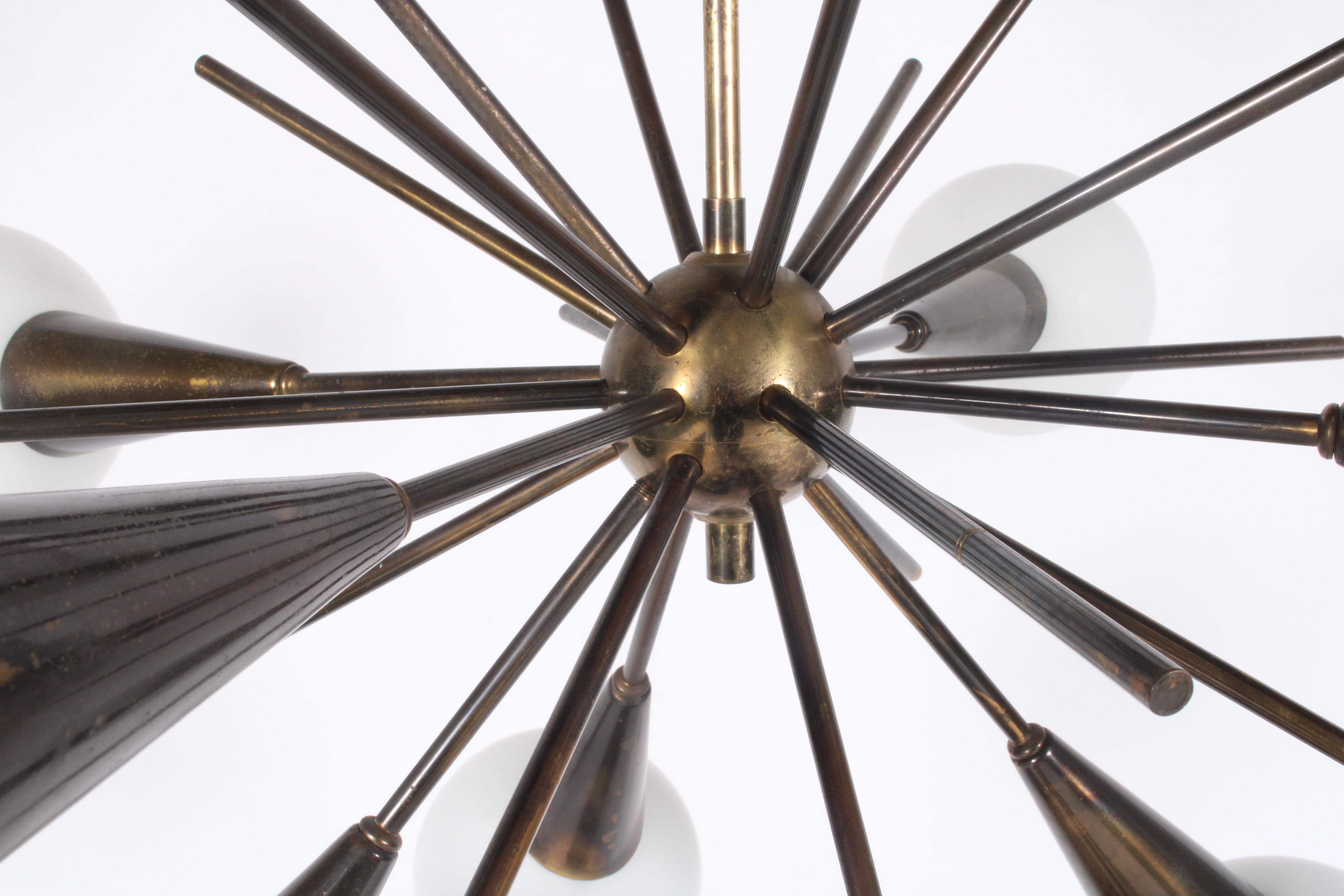 Italiano Splendido lampadario Sputnik originale italiano di Stilnovo * Consegna gratuita in tutto il mondo in vendita