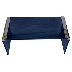 Wunderschöner Mid-Century Modern-Couchtisch mit Spitze aus Rauchglas und Nickel und Wasserfall